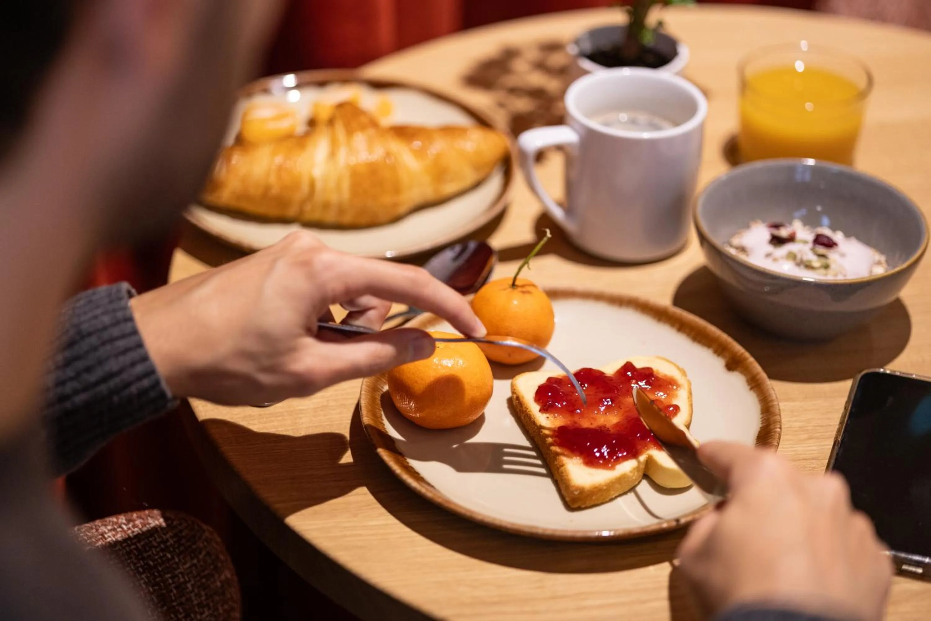 Breakfast in Citadines République Paris