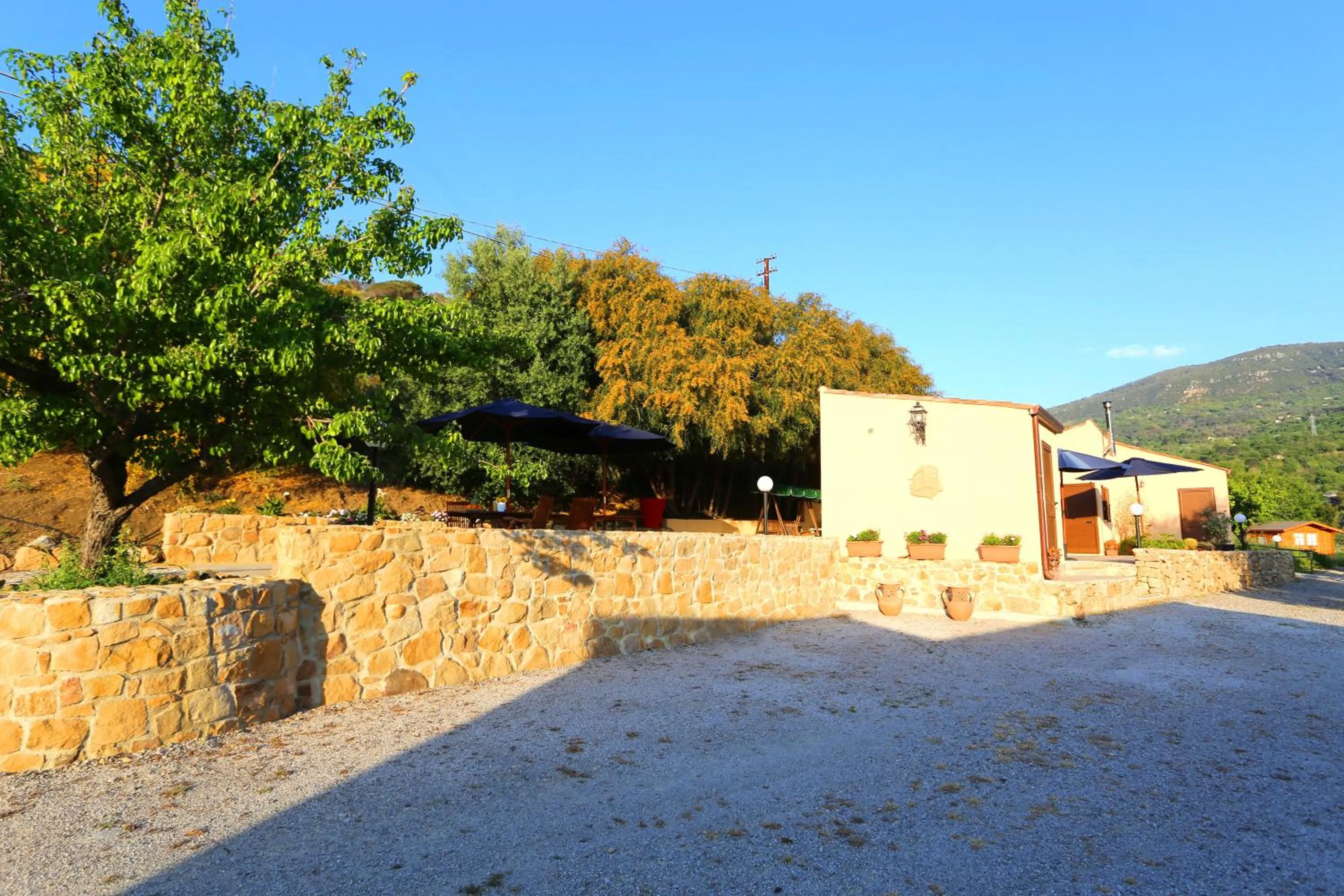 Property building in Cuore Della Valle