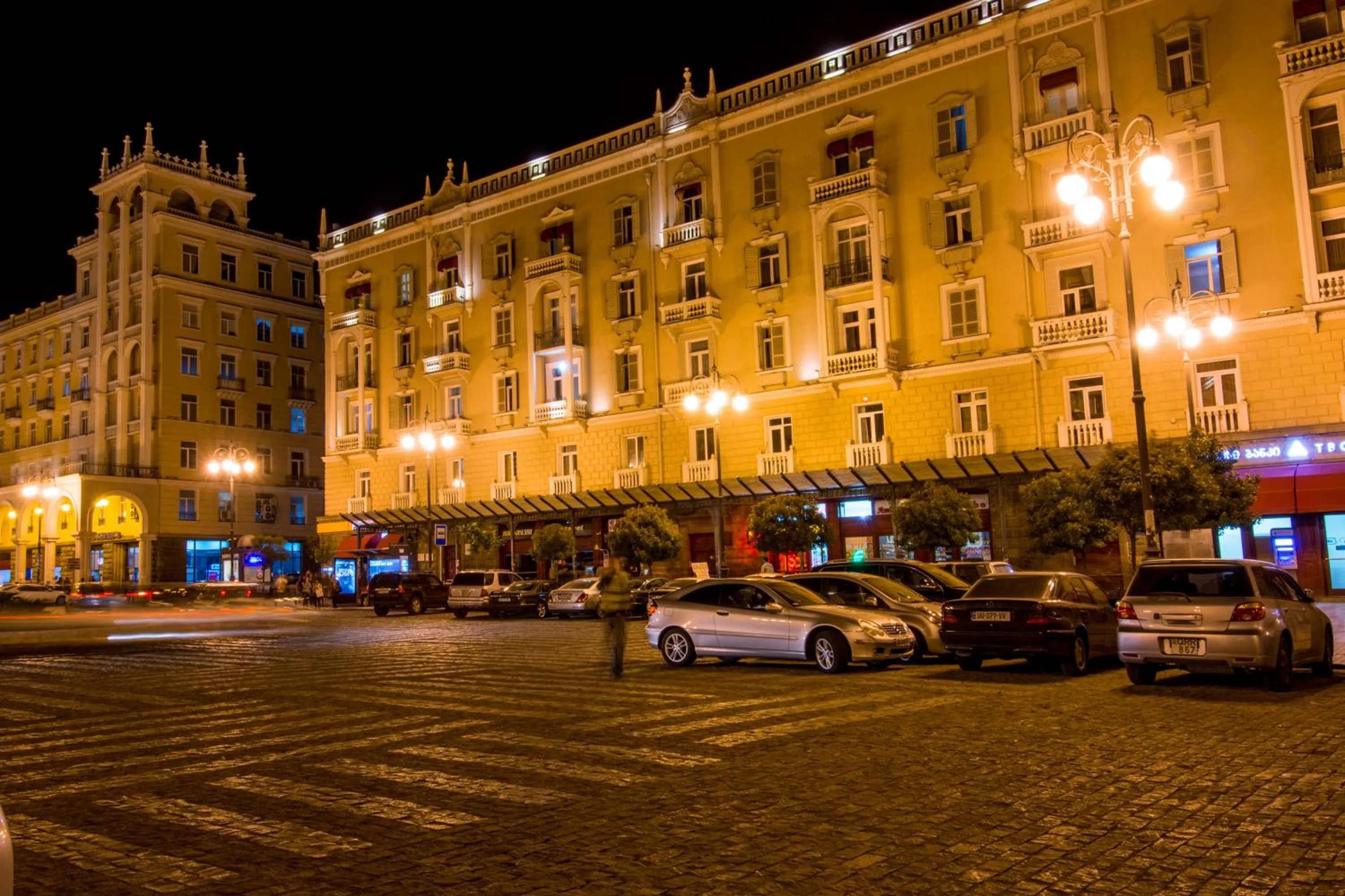 Property building in Dat Exx Apartments on Marjanishvili