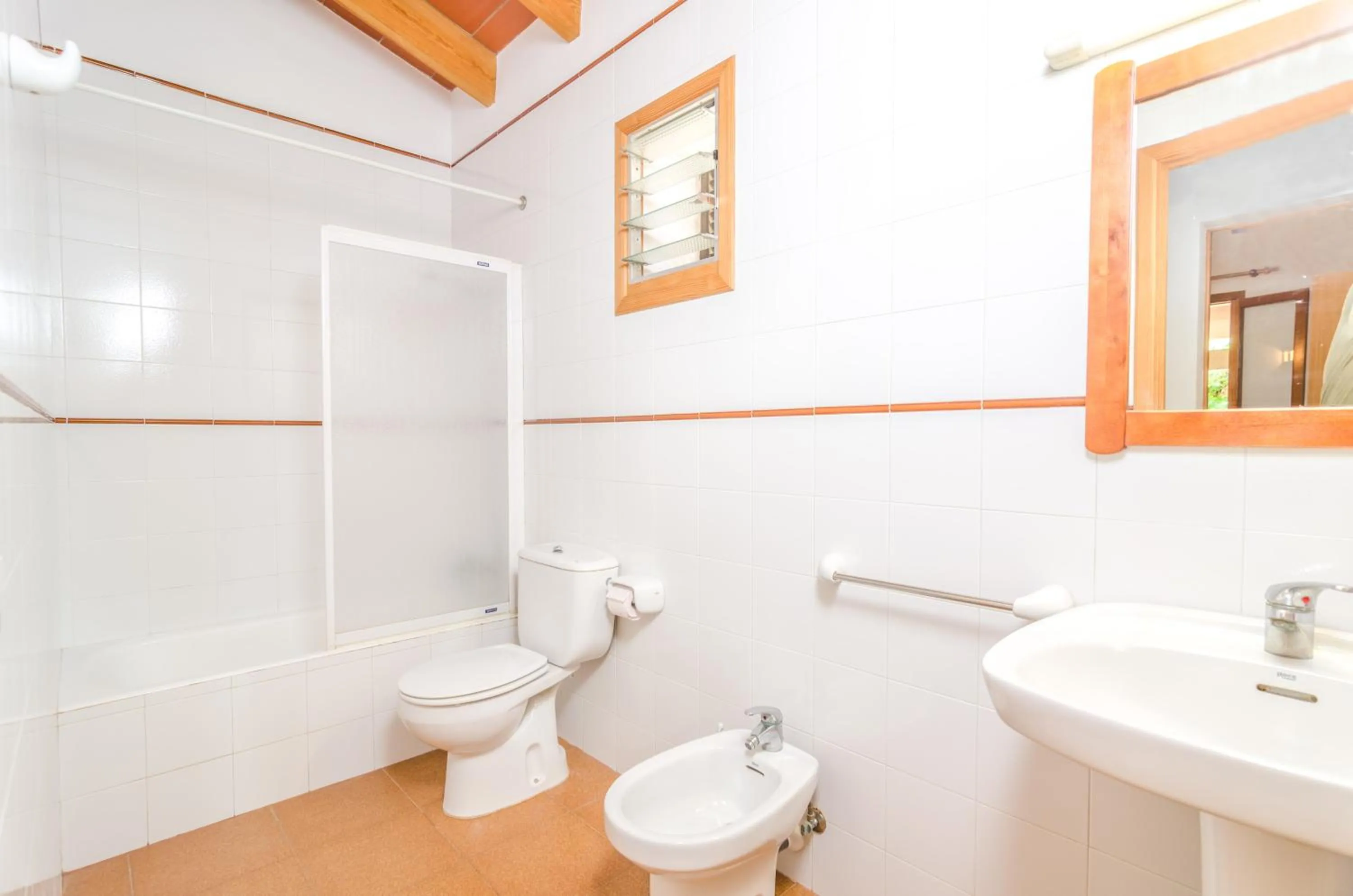 Bathroom in Cas General