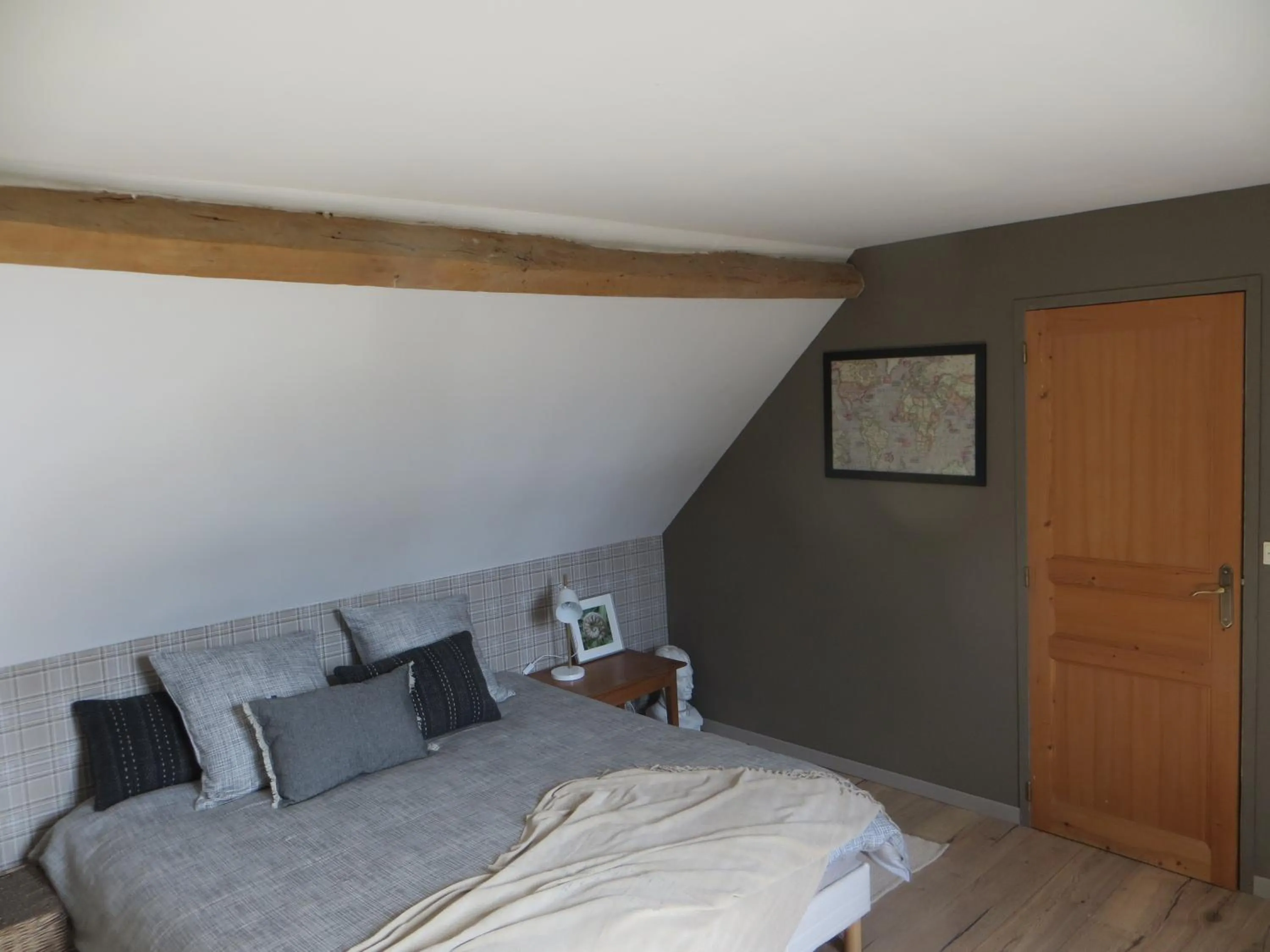 Photo of the whole room, Bed in Laclos des champs