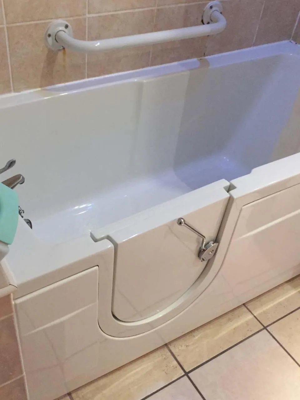 Bathroom in Oriel Hotel