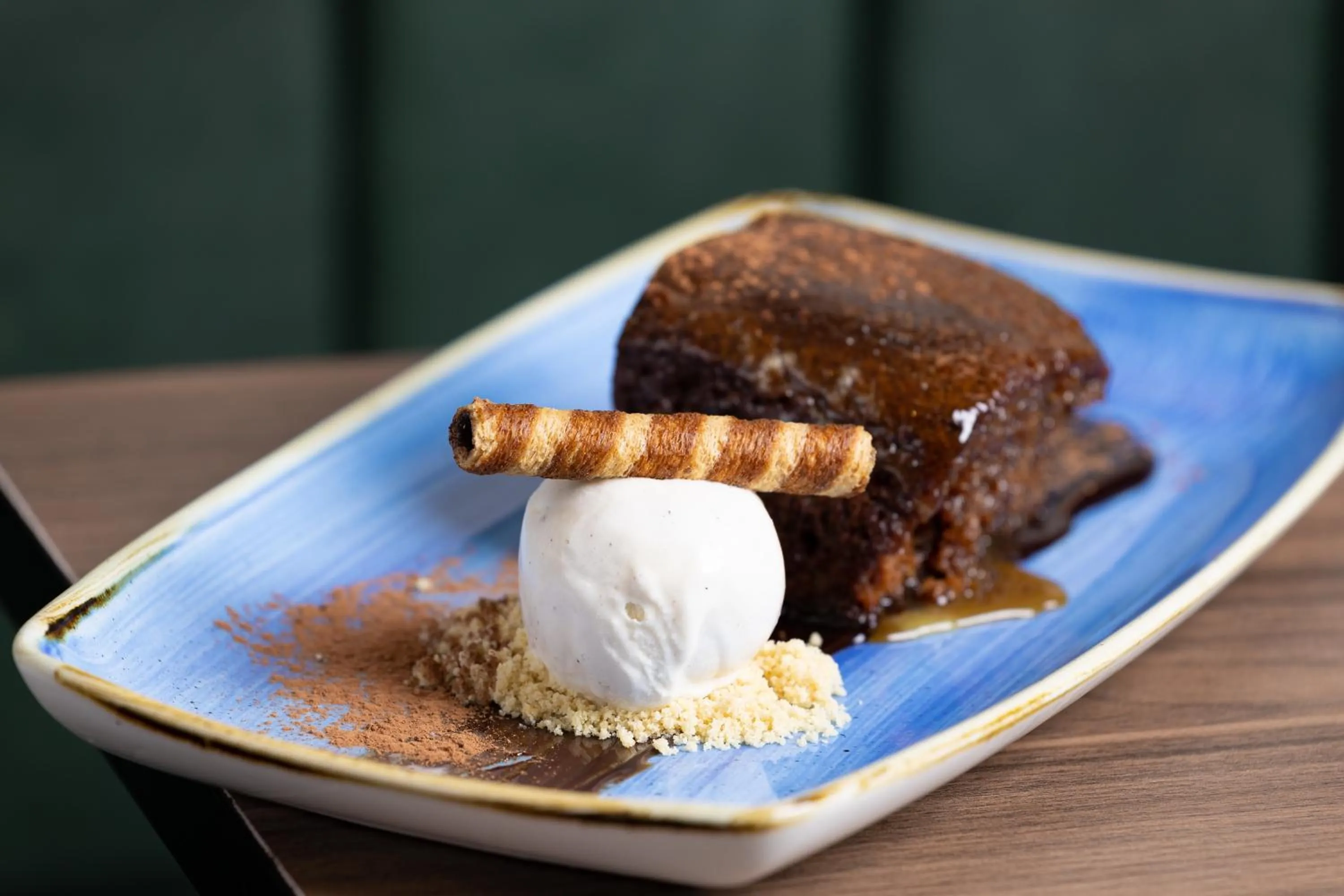 Food in Holiday Inn London Gatwick - Worth by IHG