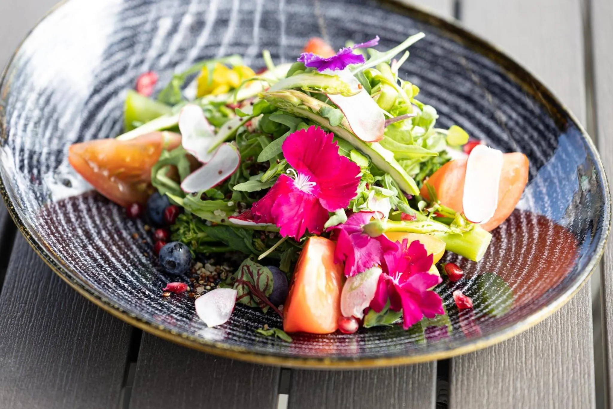 Restaurant/places to eat in Holiday Inn London Gatwick - Worth by IHG