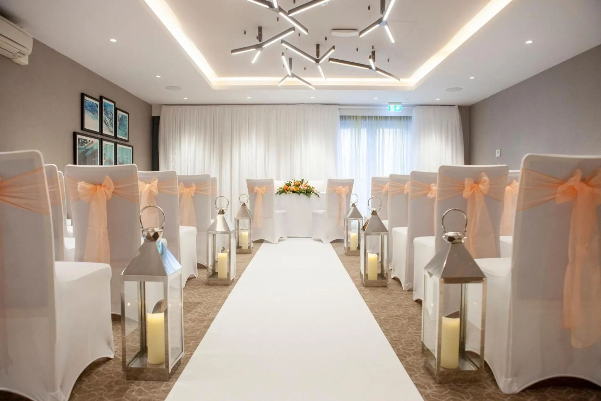 Meeting/conference room in Holiday Inn London Gatwick - Worth by IHG