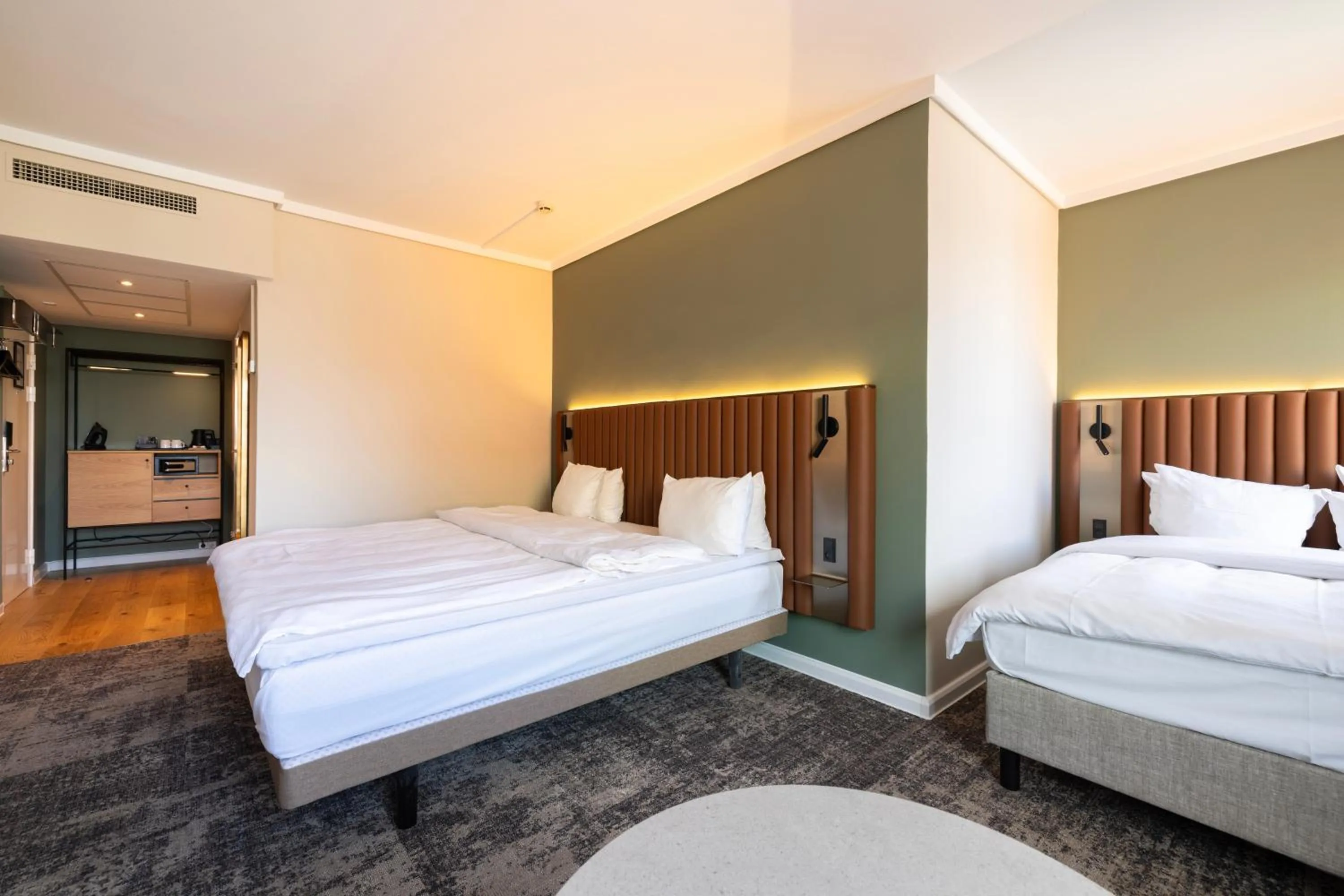 Coffee/tea facilities, Bed in Imperial Hotel