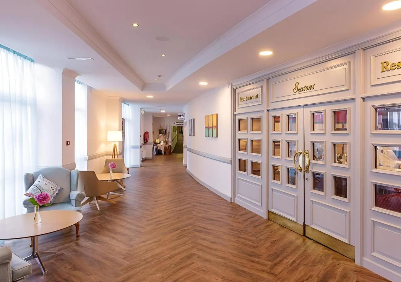 Lobby or reception in Great National South Court Hotel