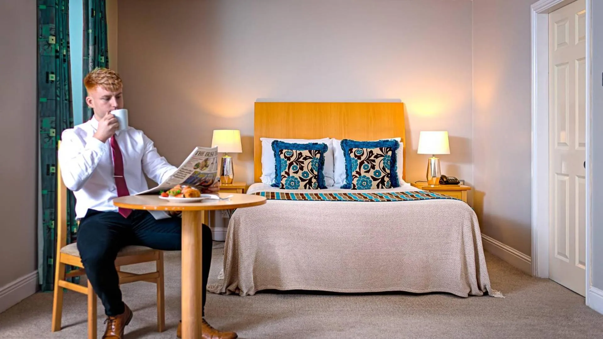 Bedroom, Bed in Great National South Court Hotel