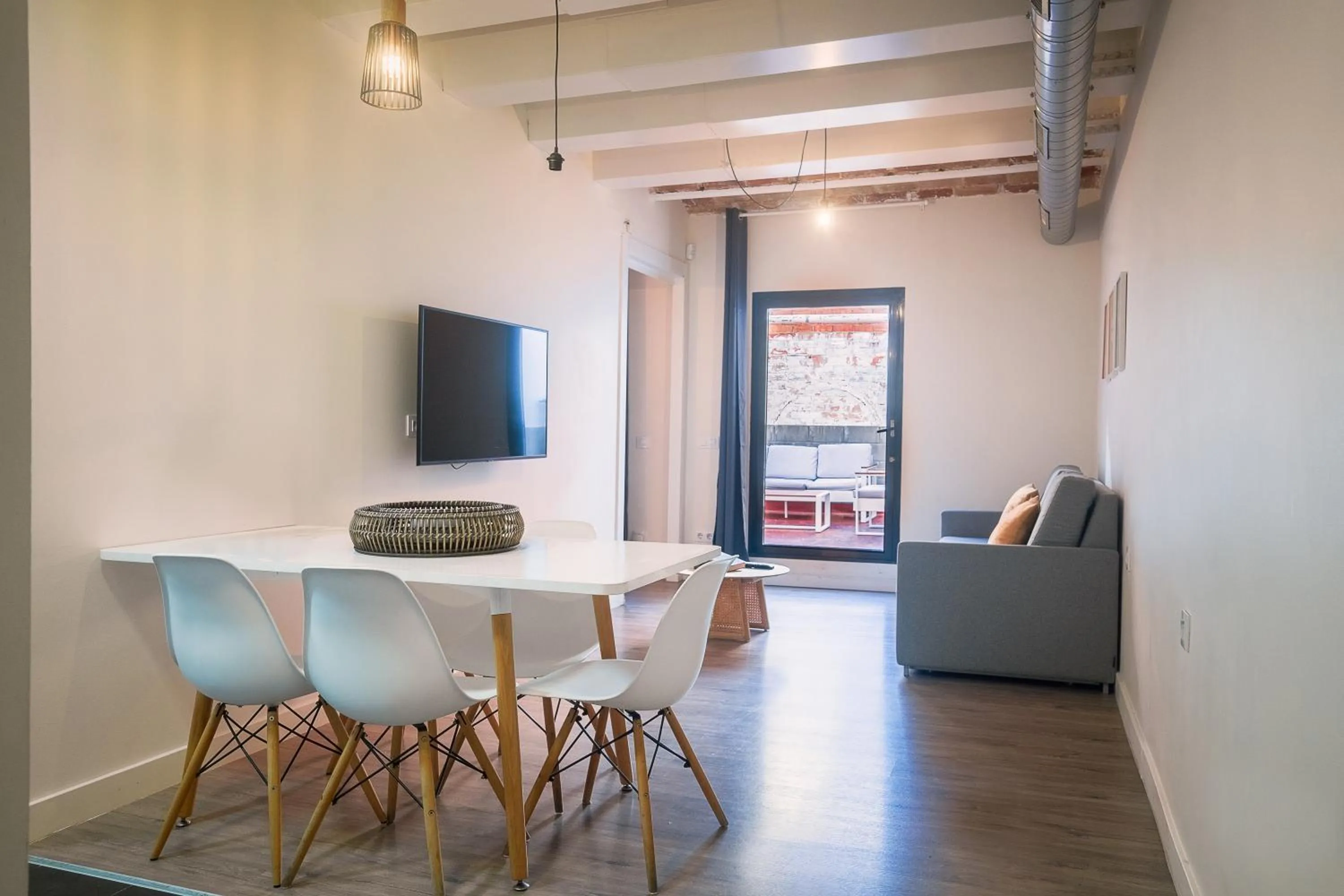 Living room in Modern Catalan Apartments by Olala Homes