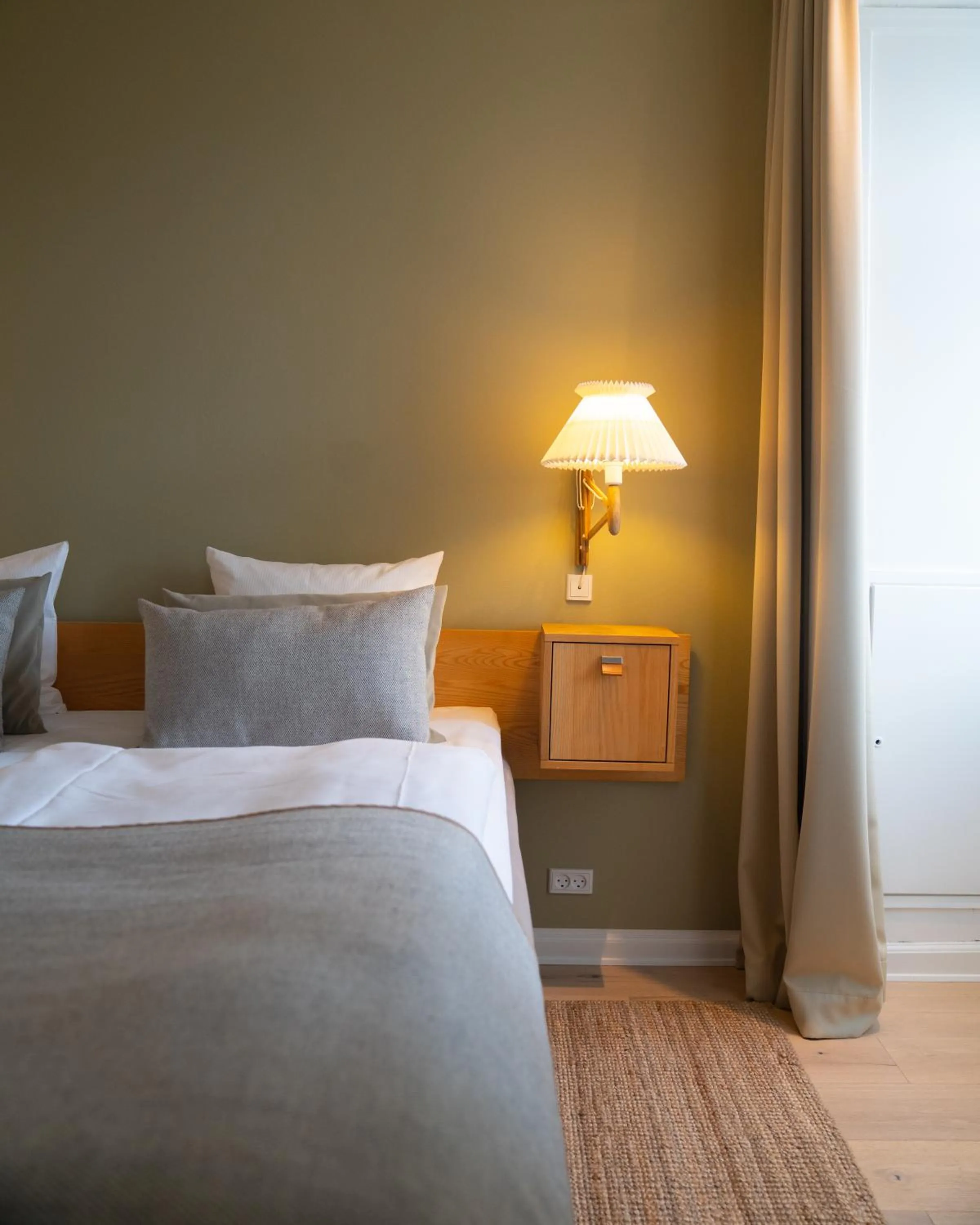 Bed in Hotel Alexandra