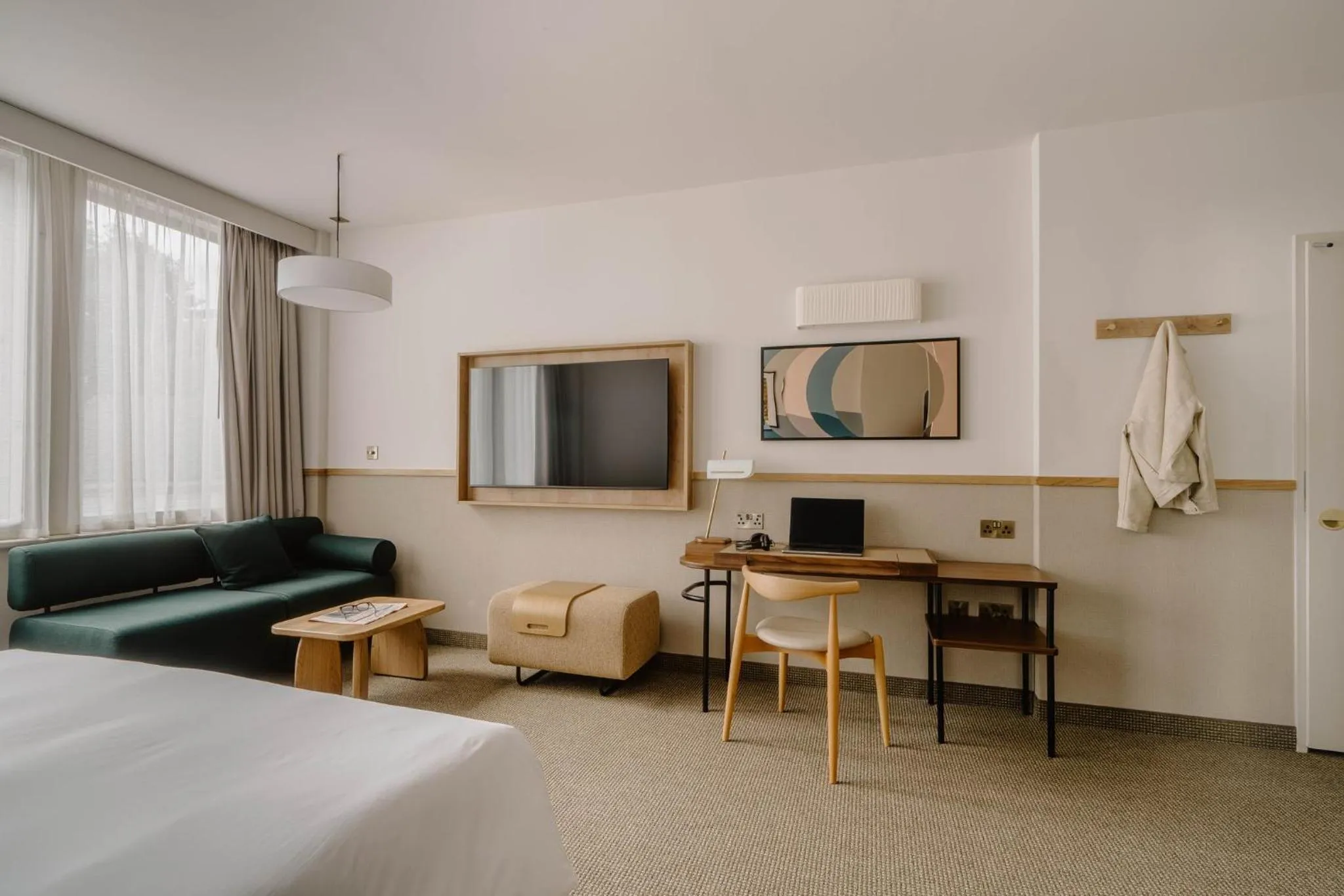 Bedroom, Bed in Club Quarters Hotel St Paul's, London