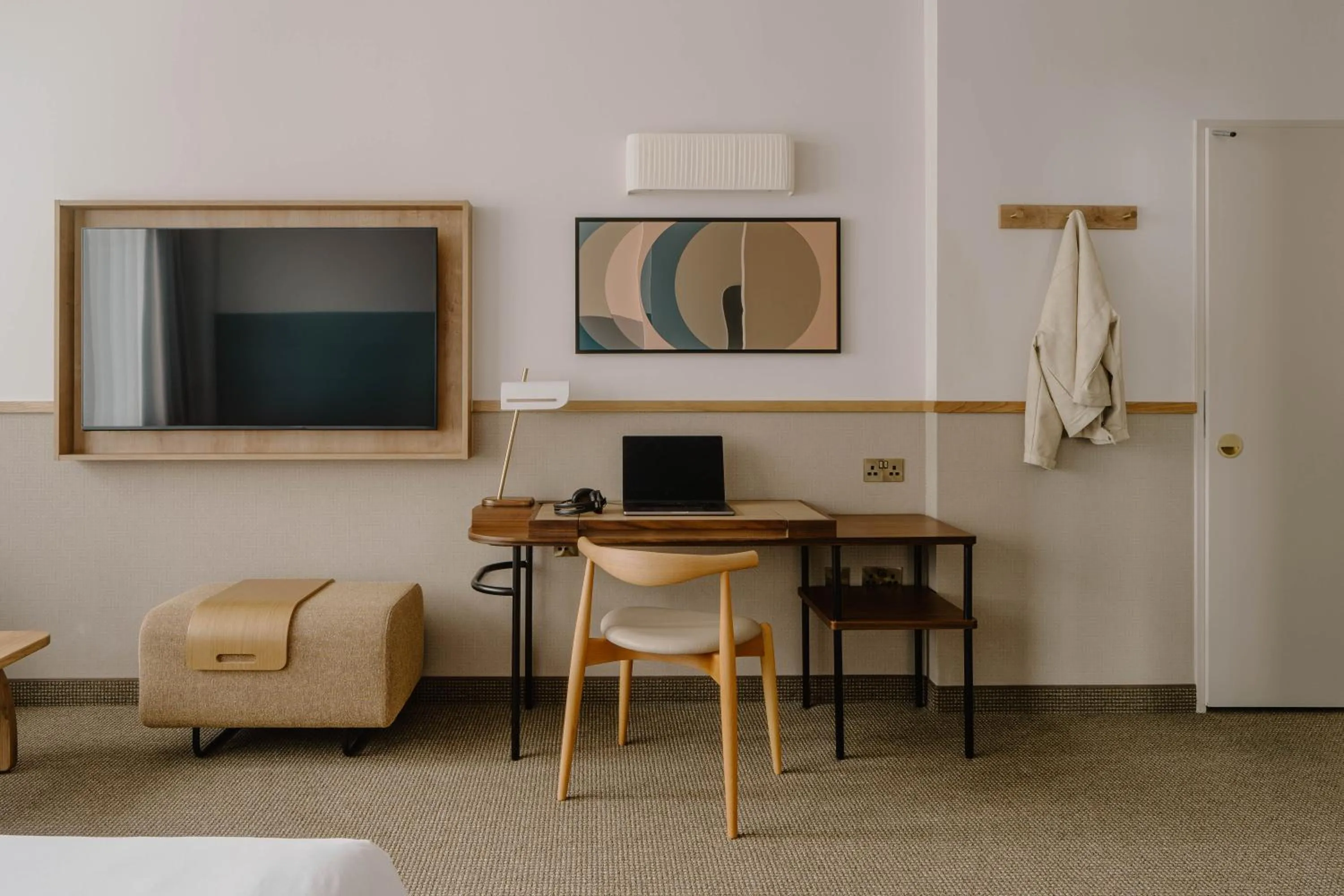 Seating area in Club Quarters Hotel St Paul's, London