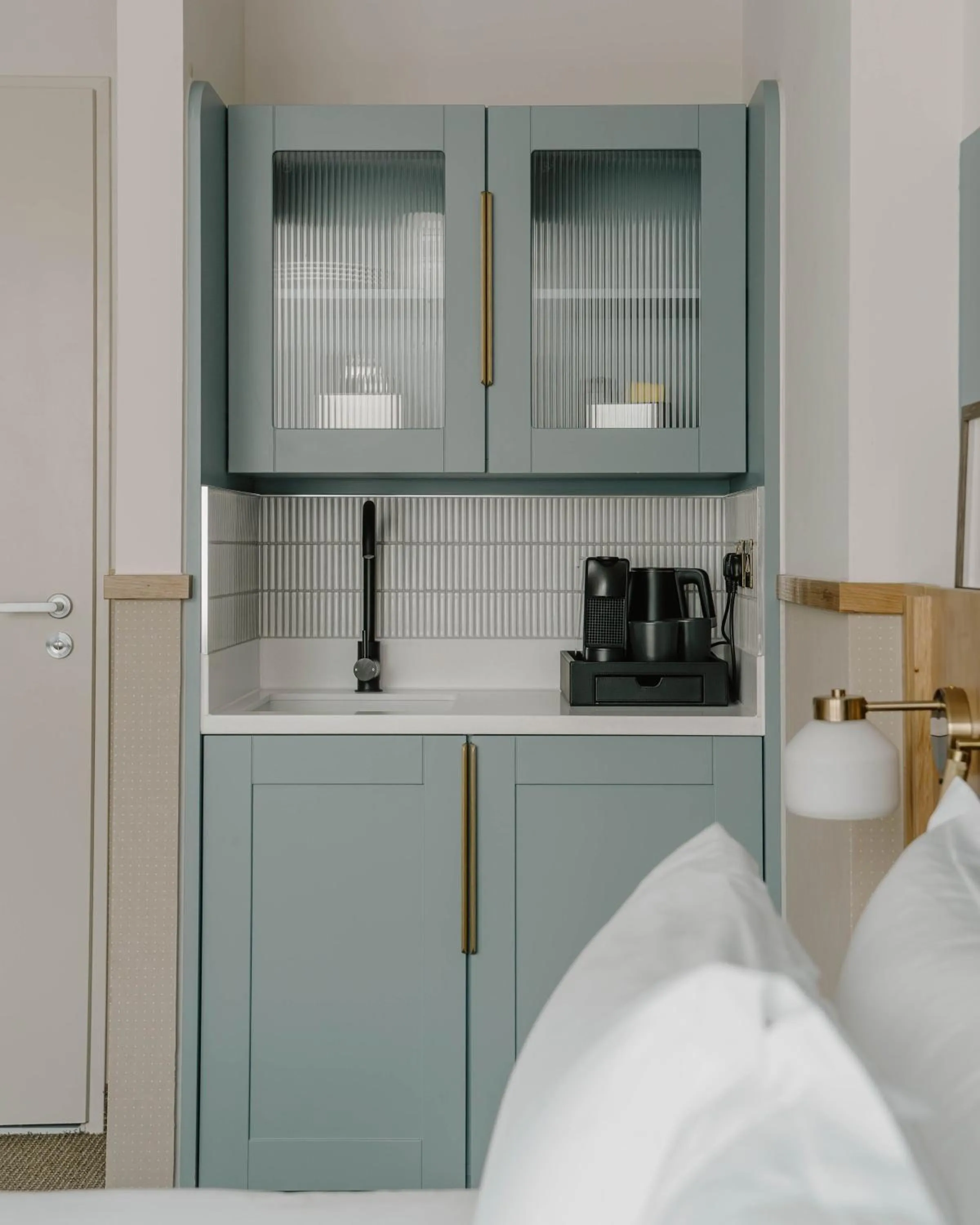 Bedroom, Bed in Club Quarters Hotel St Paul's, London