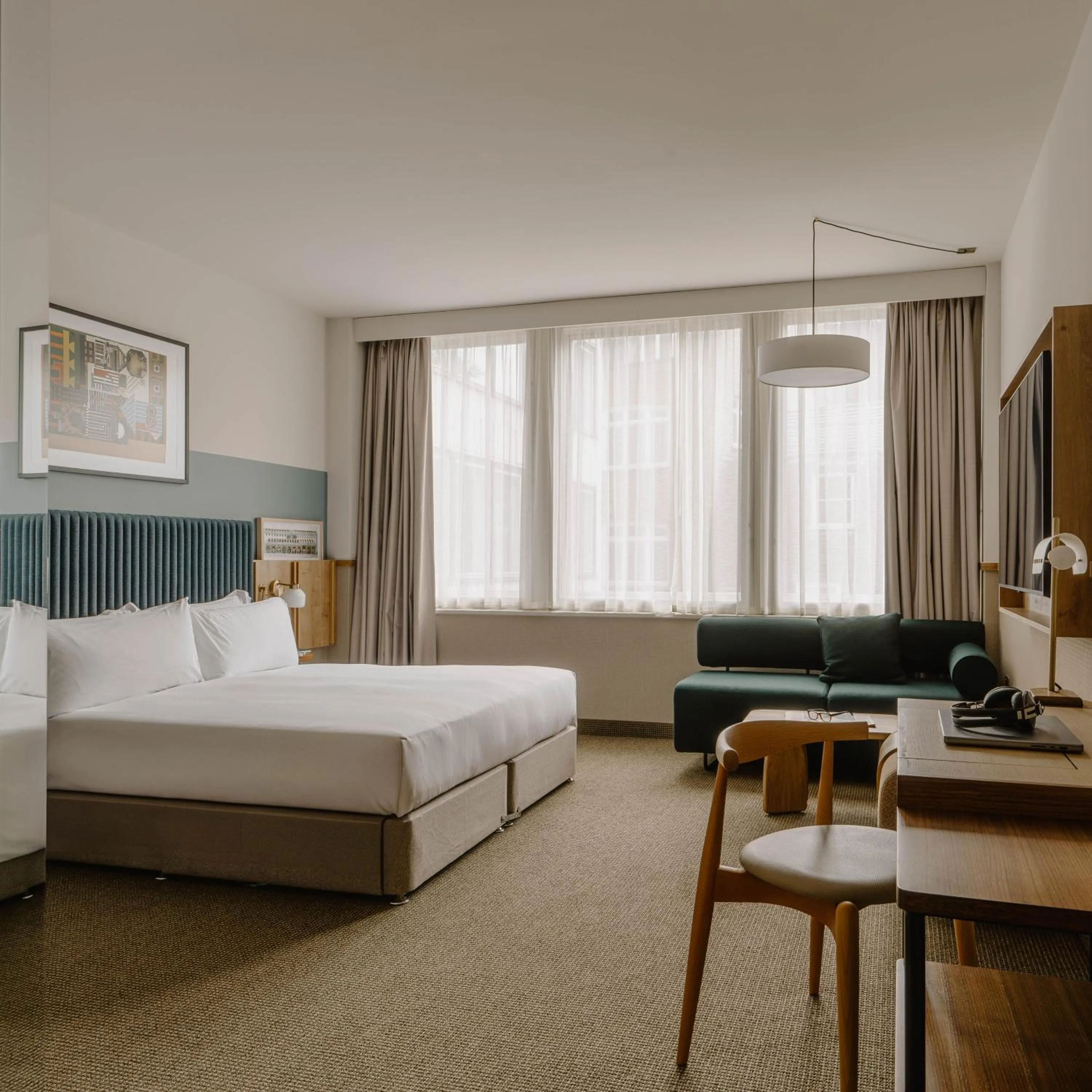 Bed in Club Quarters Hotel St Paul's, London