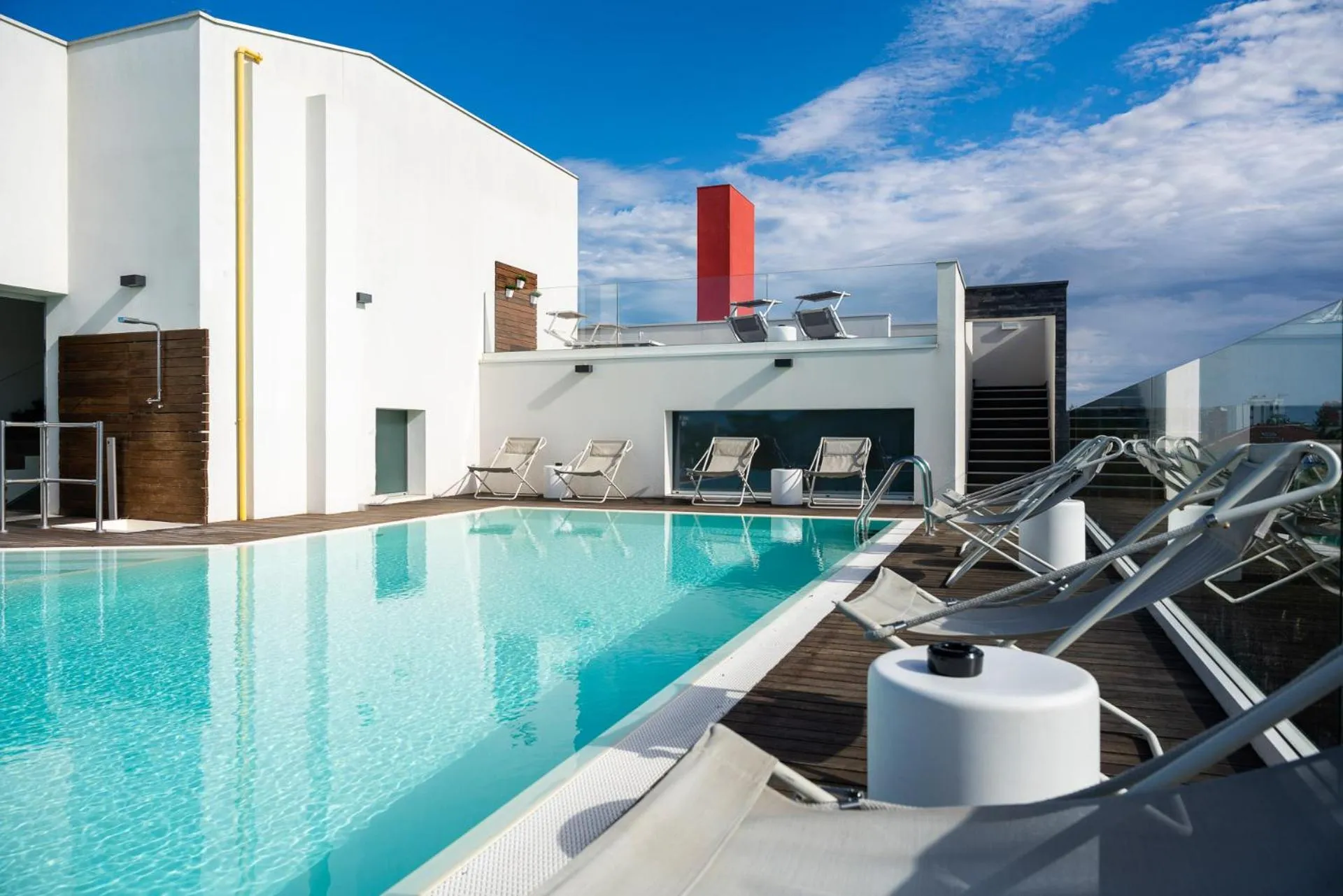 Pool view in Dan Hotel