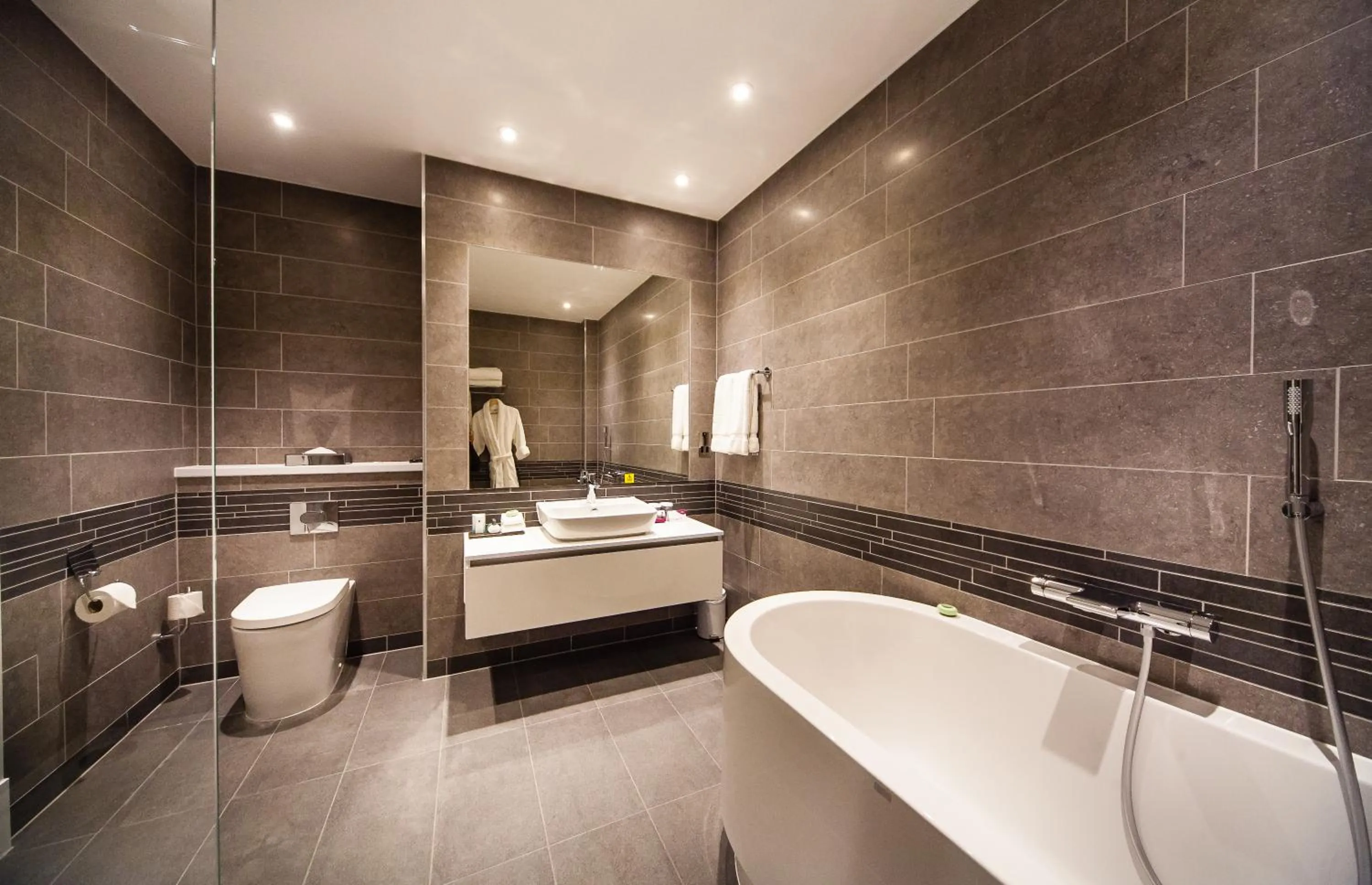 Toilet in Crowne Plaza Leeds by IHG