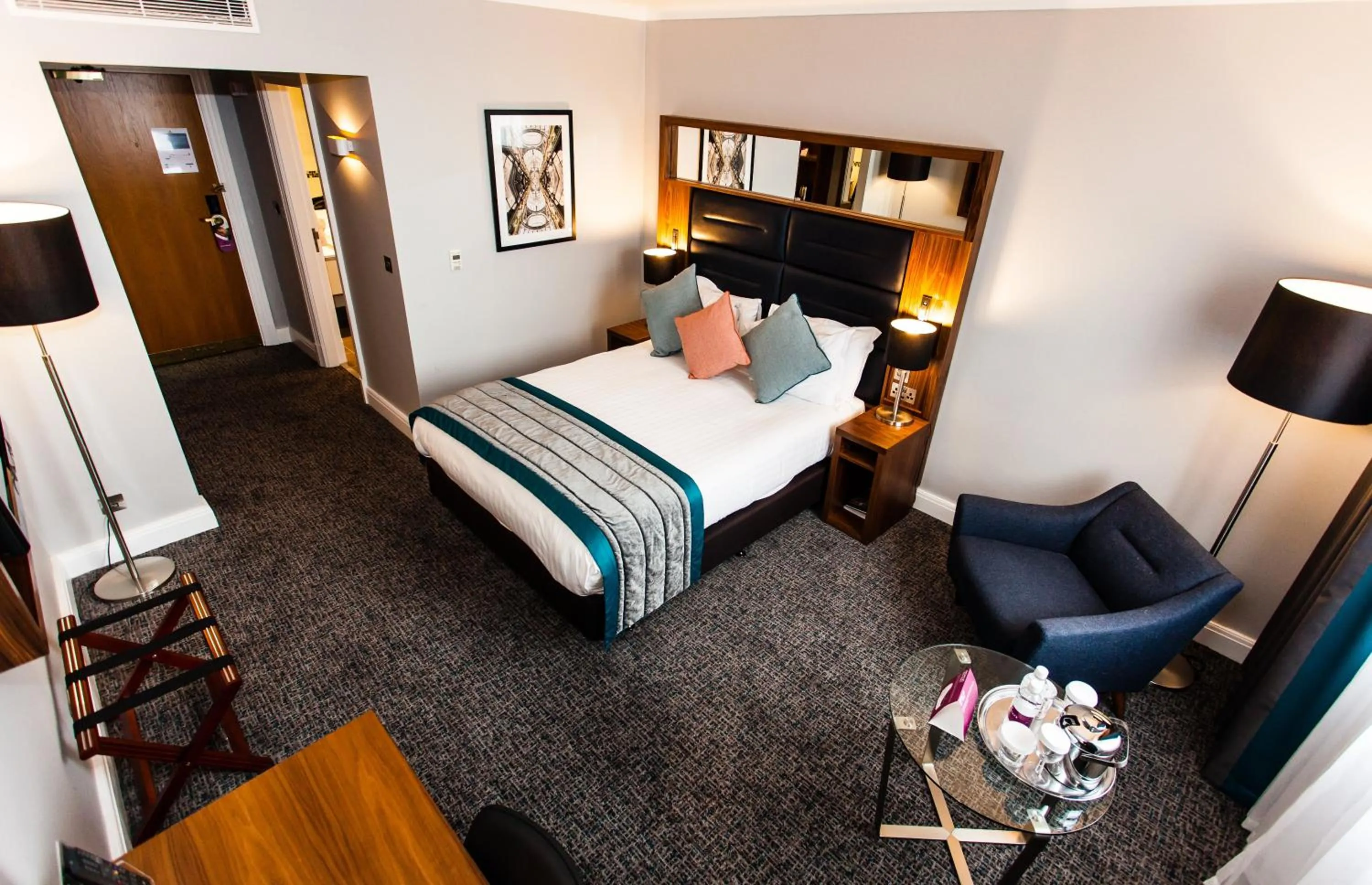 Photo of the whole room, Bed in Crowne Plaza Leeds by IHG