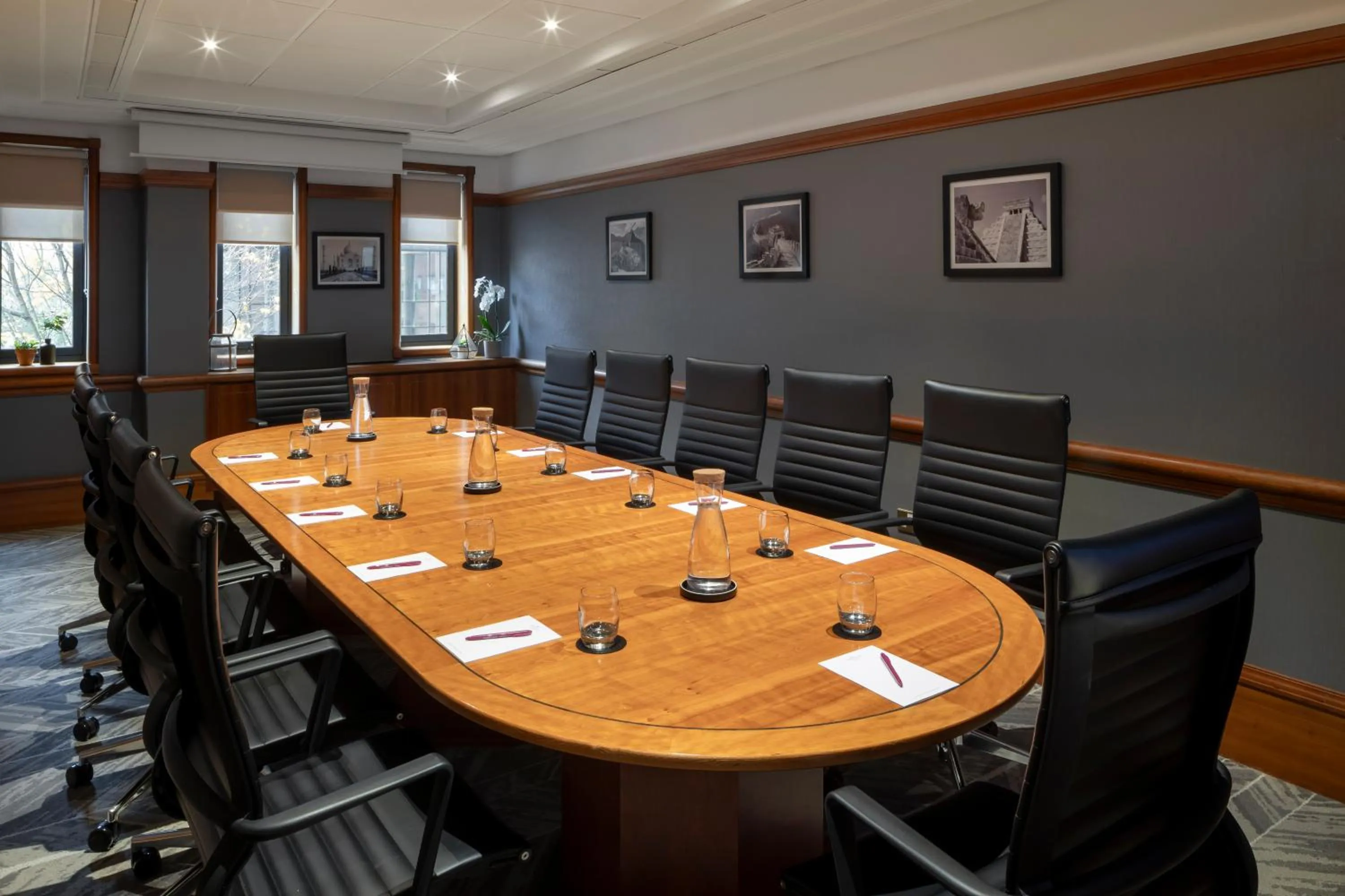Meeting/conference room in Crowne Plaza Leeds by IHG