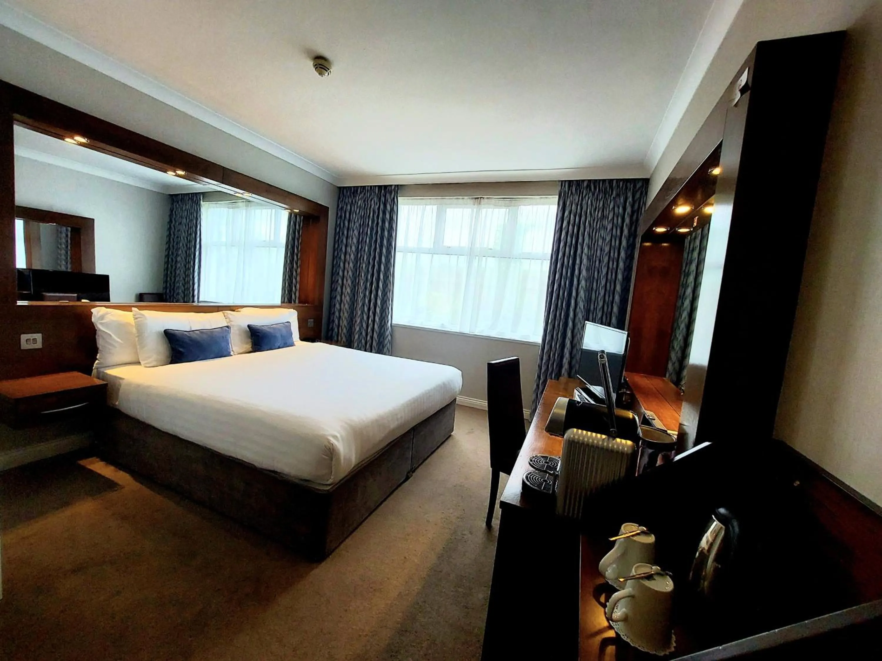 Bed in Flannery's Hotel