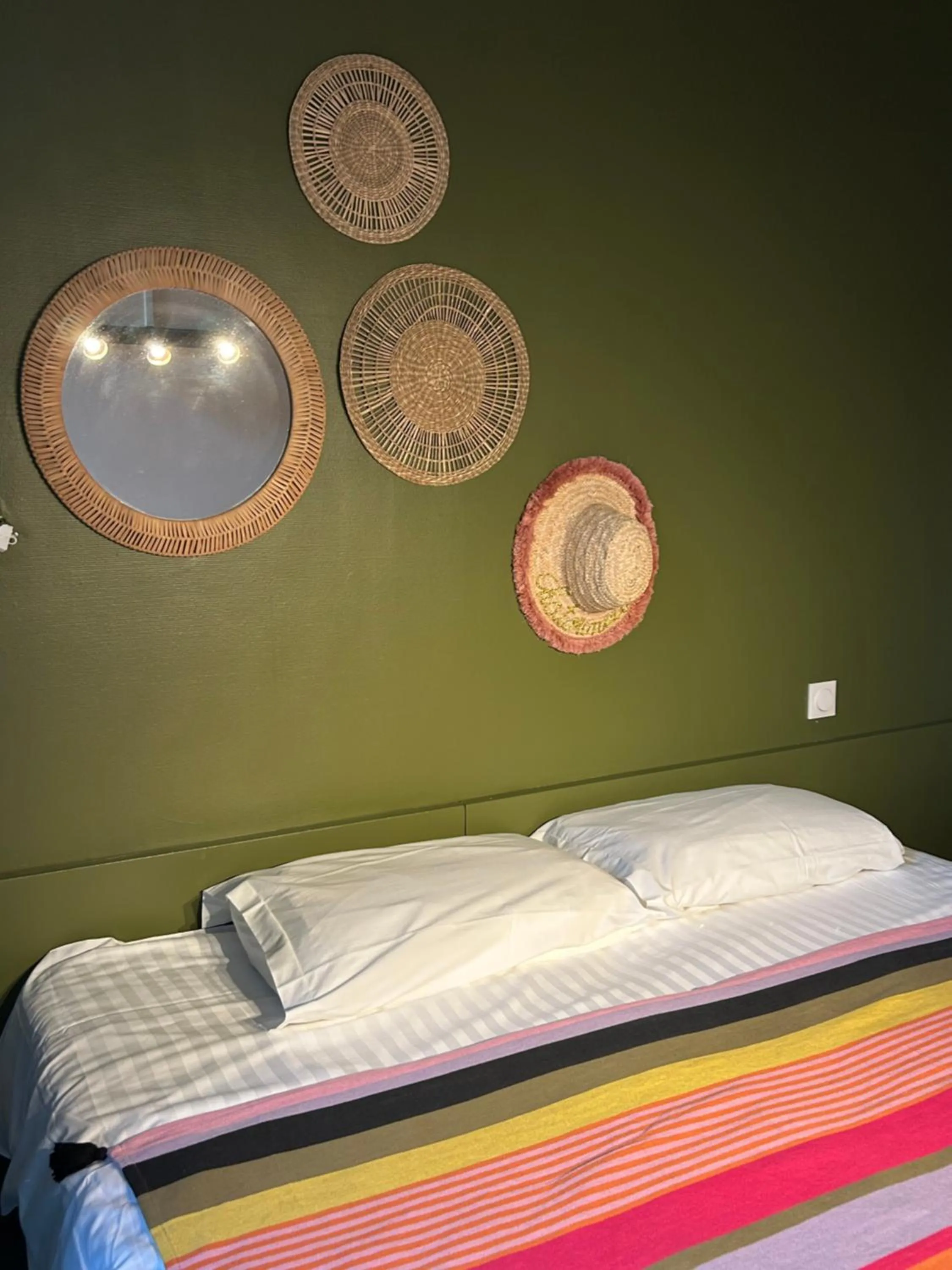 Bed in Hôtel de la Croix-Rousse