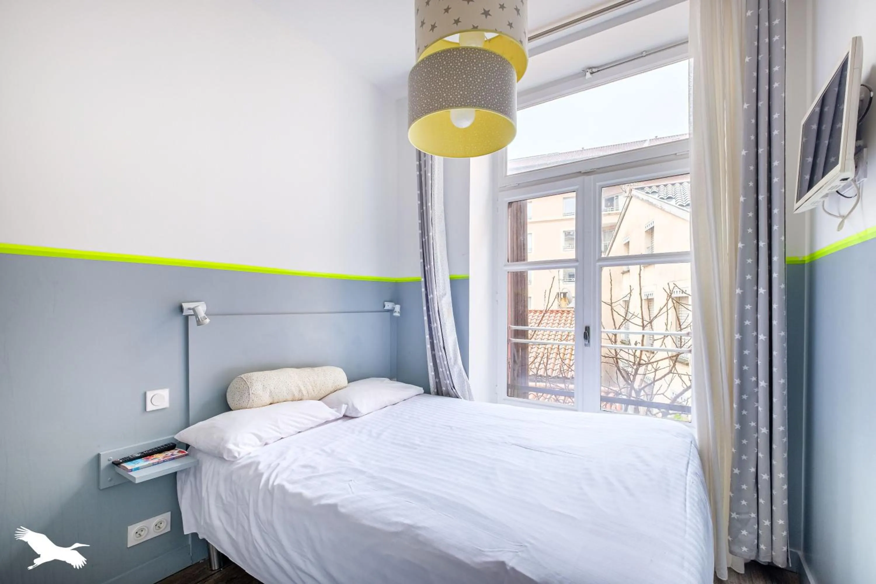 Bedroom, Bed in Hôtel de la Croix-Rousse