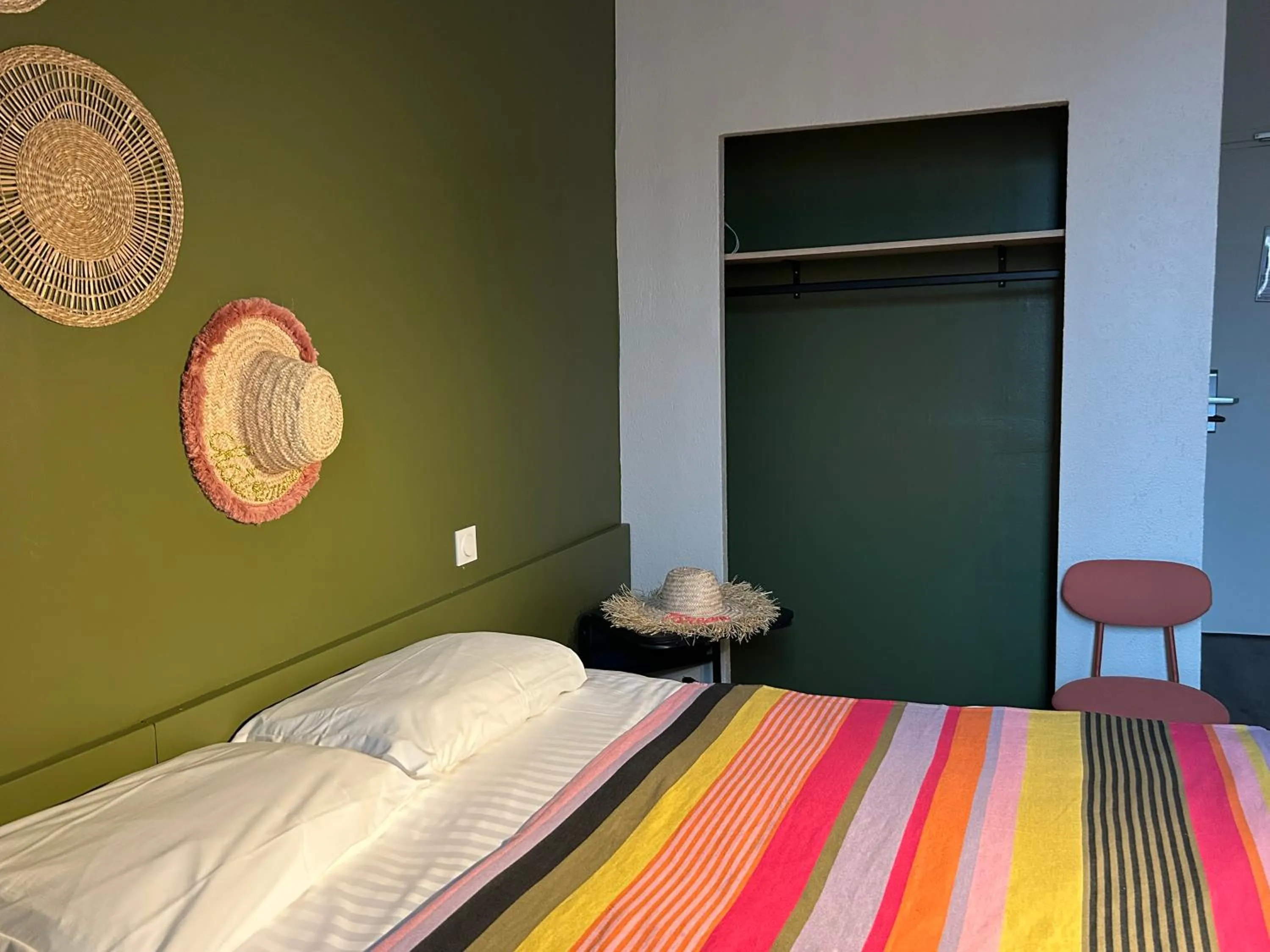 Bed in Hôtel de la Croix-Rousse