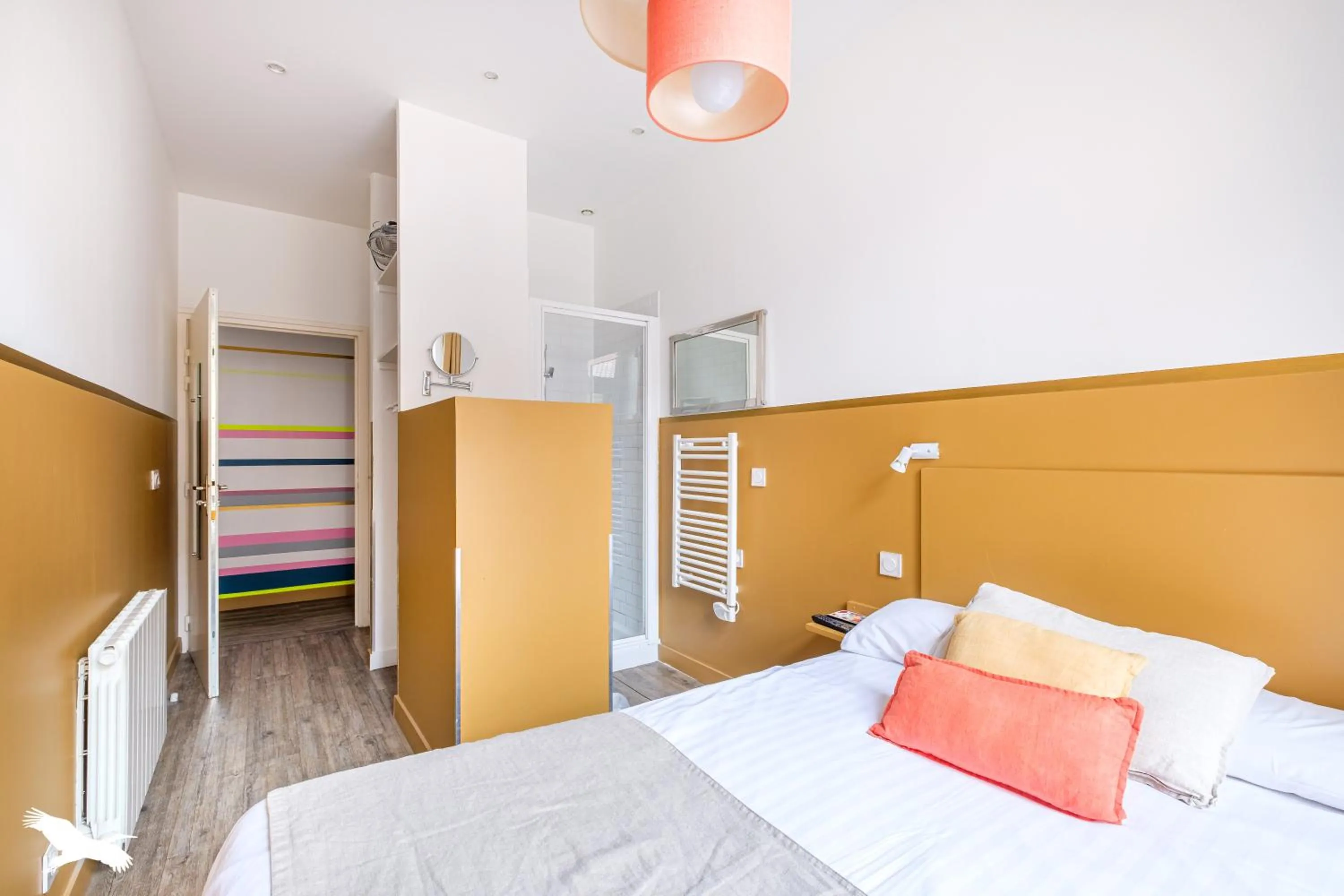 Photo of the whole room, Bed in Hôtel de la Croix-Rousse