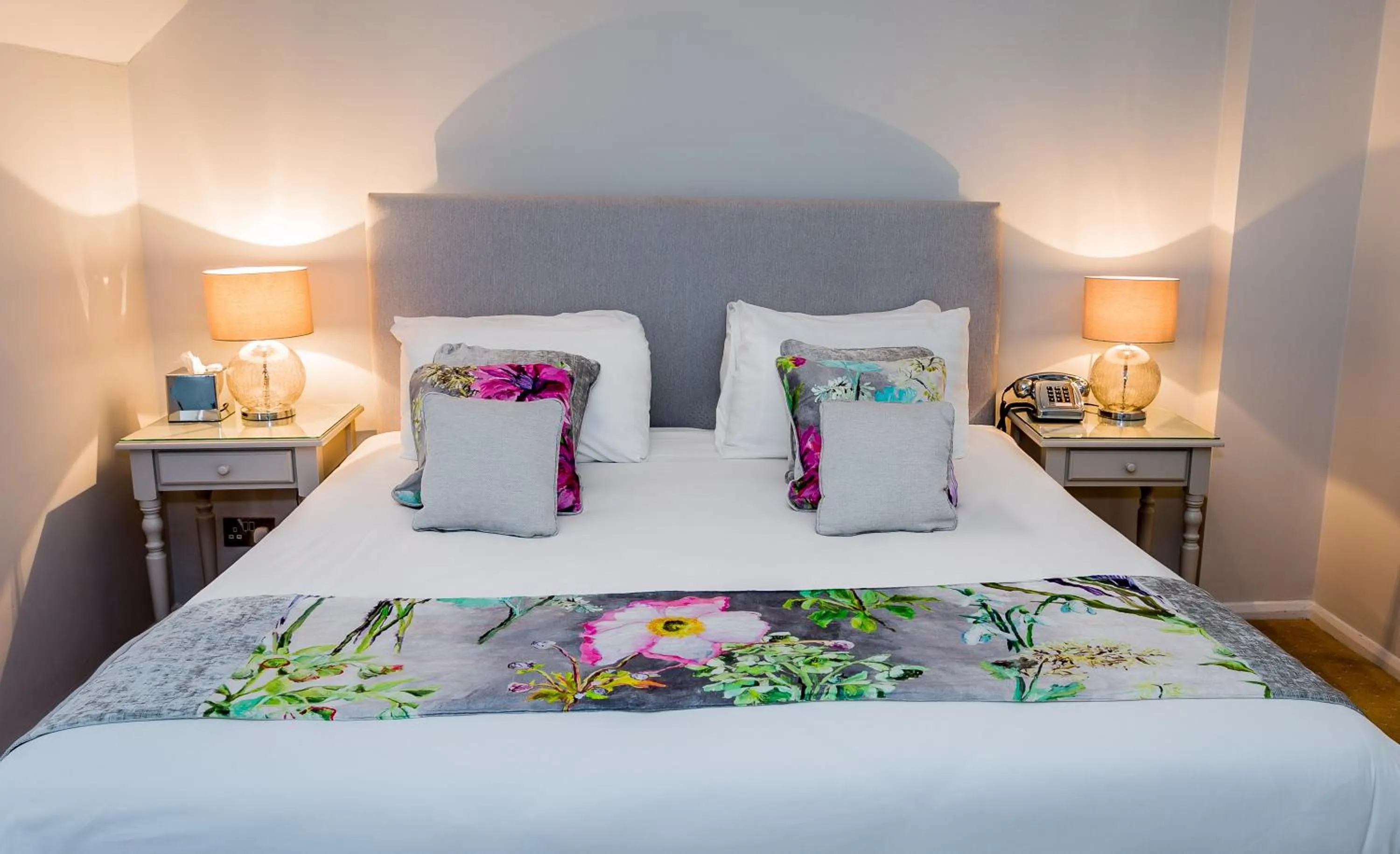 Bedroom, Bed in The Casa Hotel and Marco Pierre White Restaurant - Camberley West