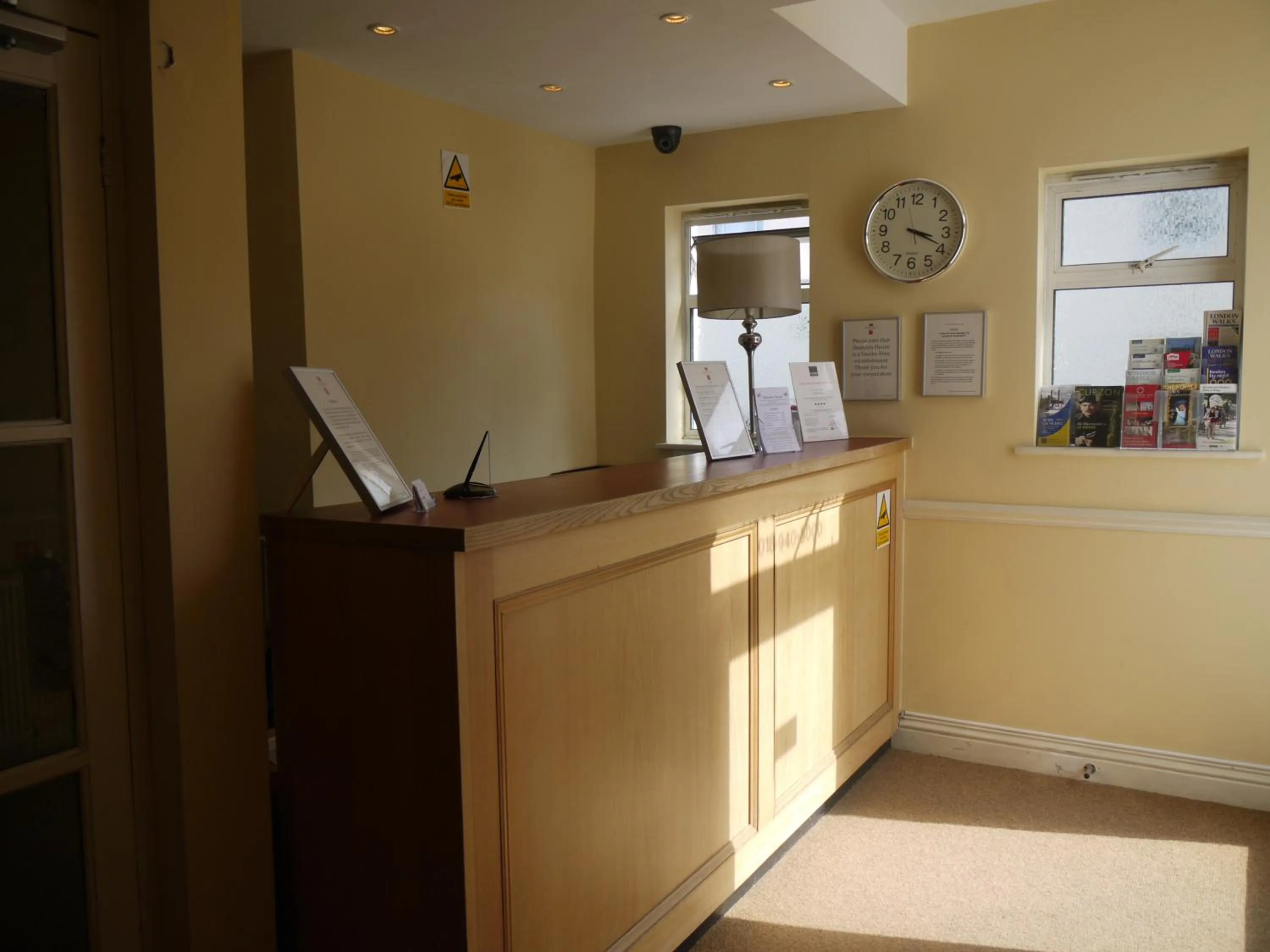 Lobby or reception in Shandon Hotel