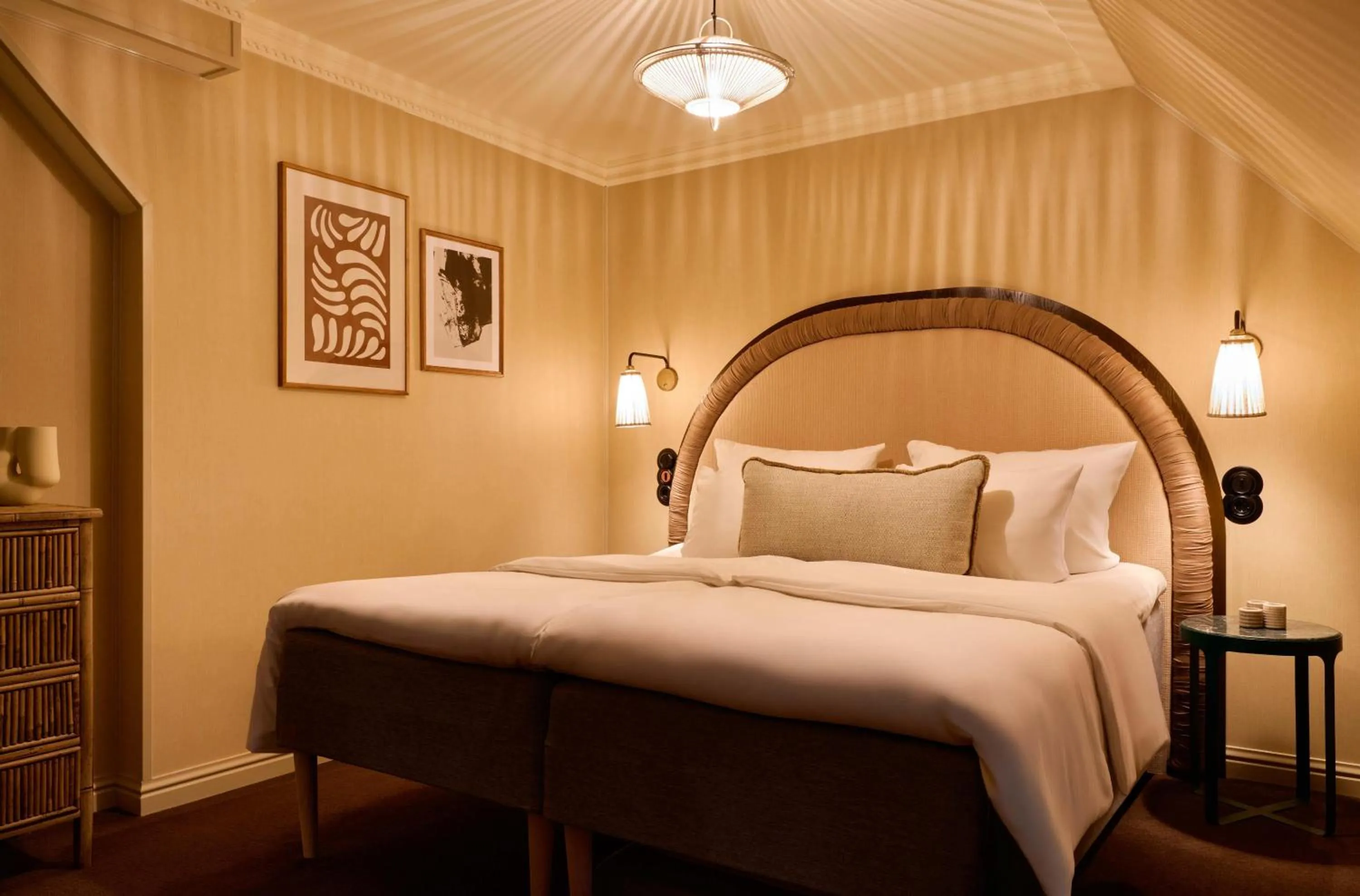 Bedroom, Bed in NH Copenhagen Grand Joanne