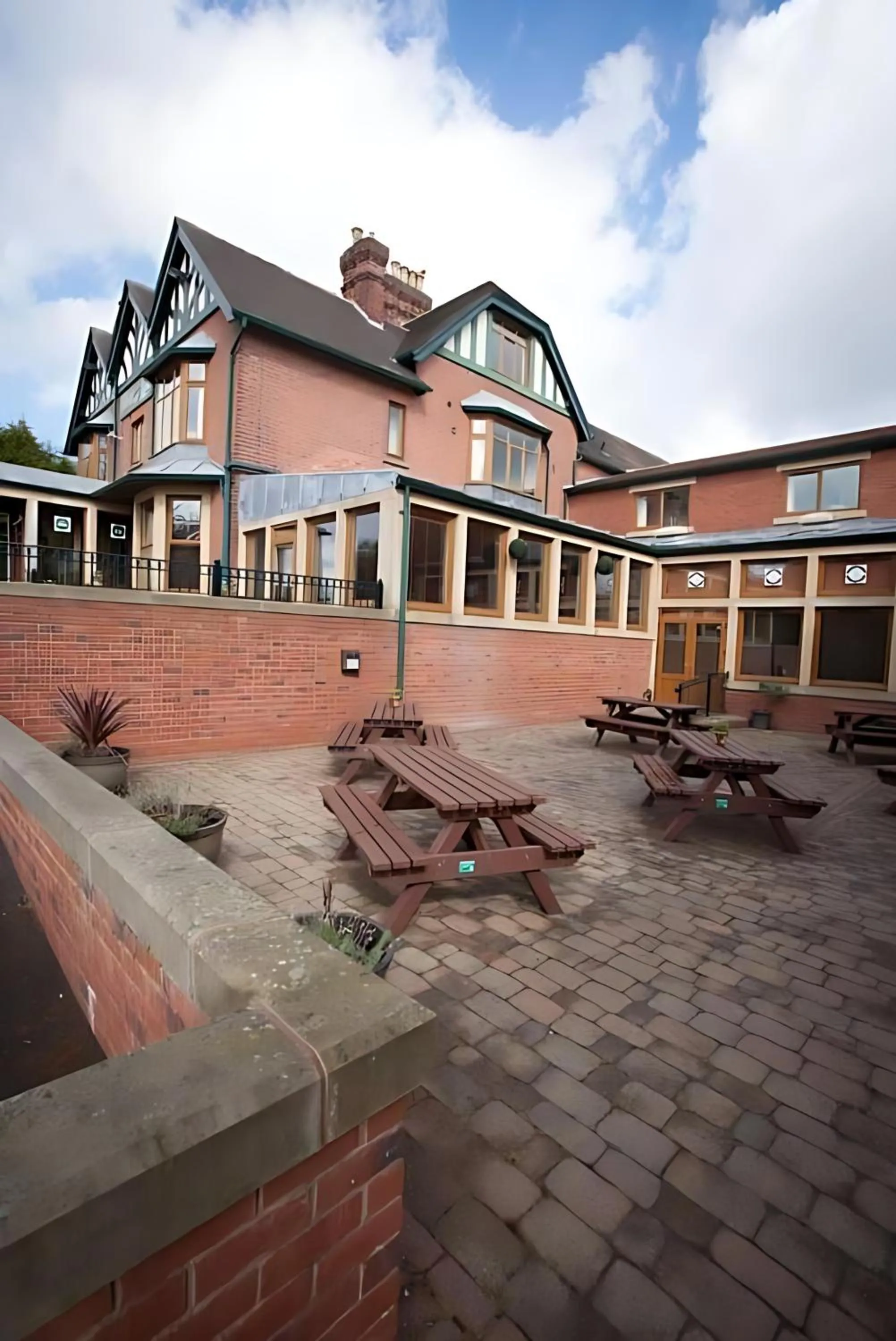 Property building in Staindrop Hotel