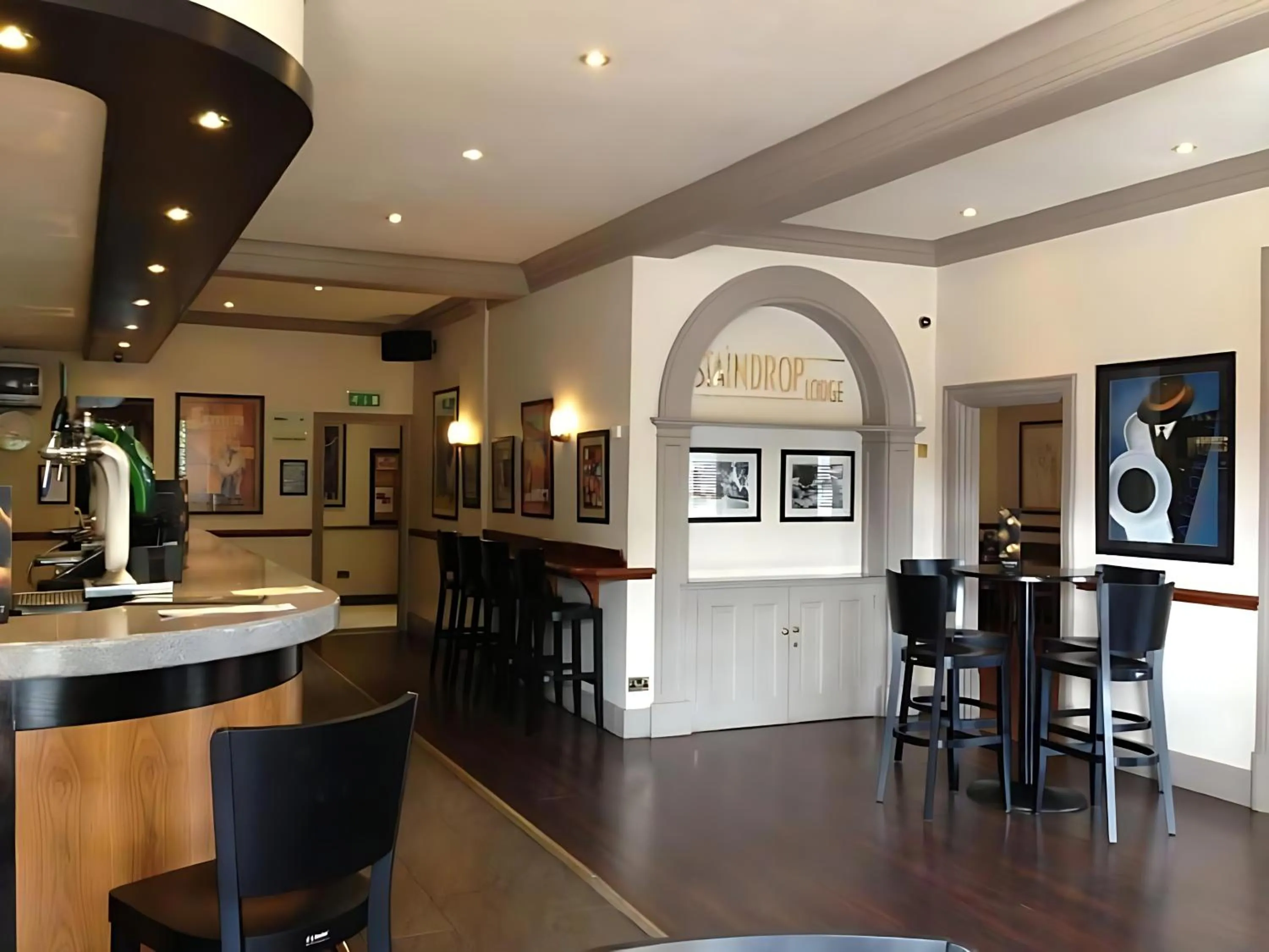 Lounge or bar in Staindrop Hotel