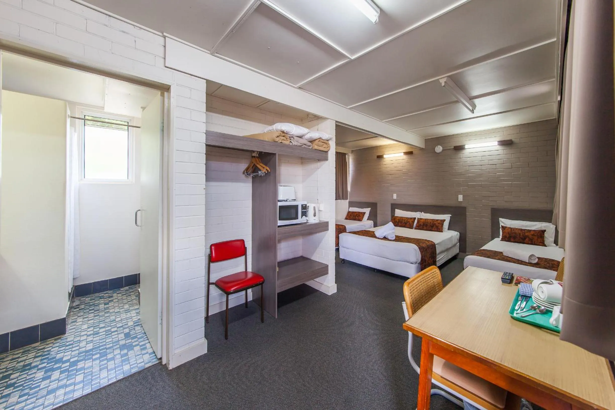 Photo of the whole room, Bed in The Australian Hotel Murgon