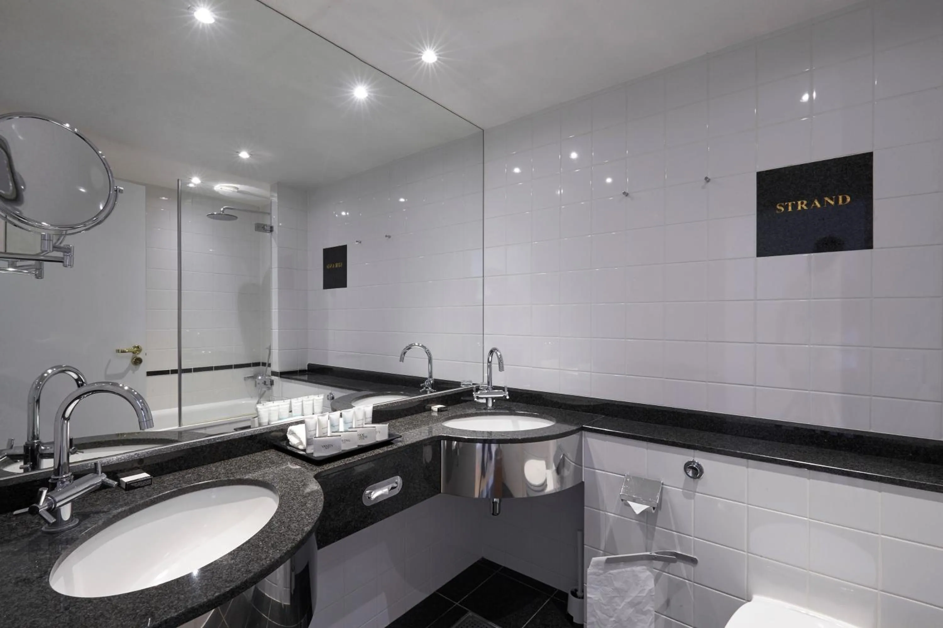 Bathroom in Copenhagen Strand