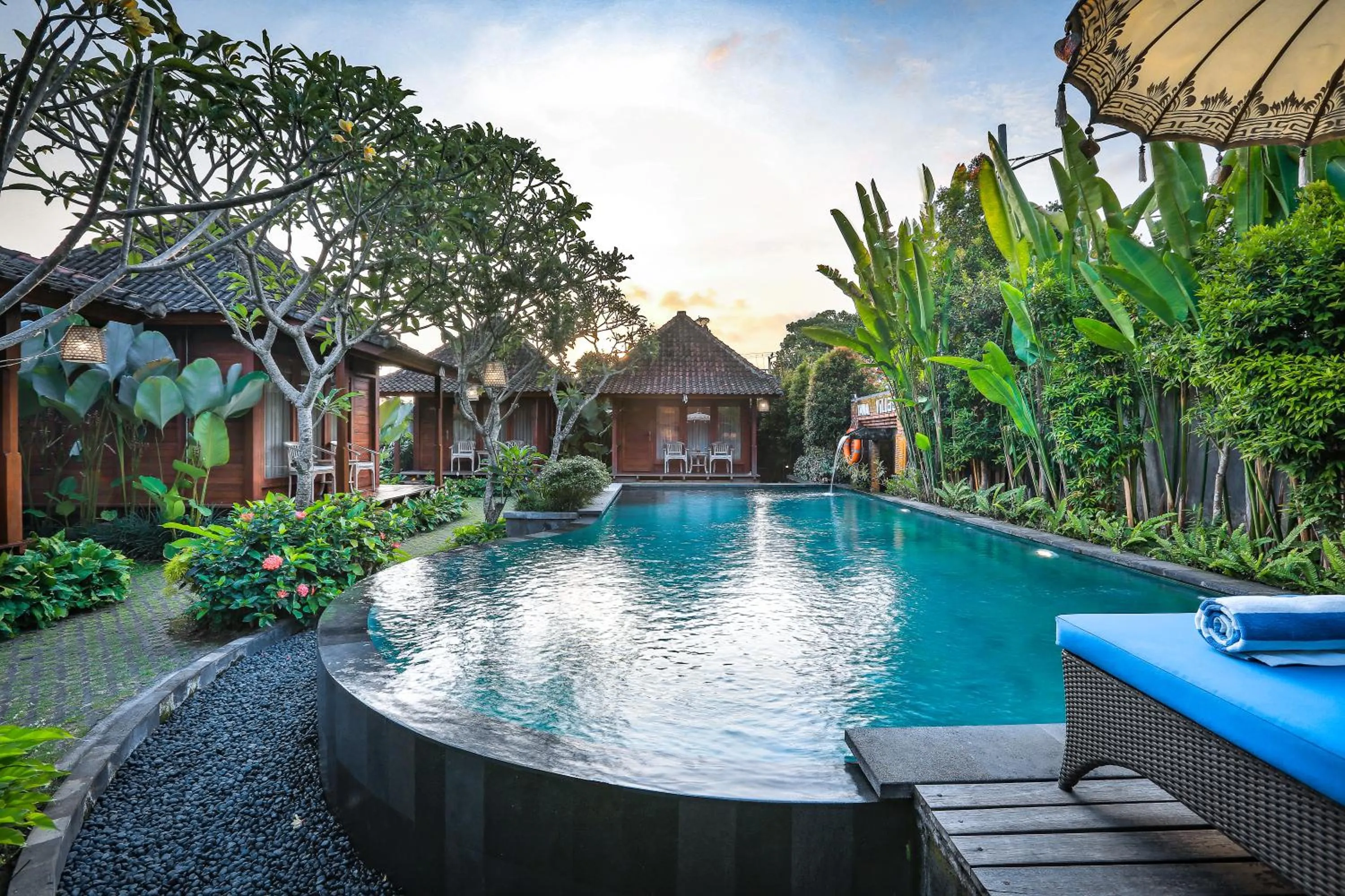 Swimming pool in Yana Villas Kemenuh by GenuineHost