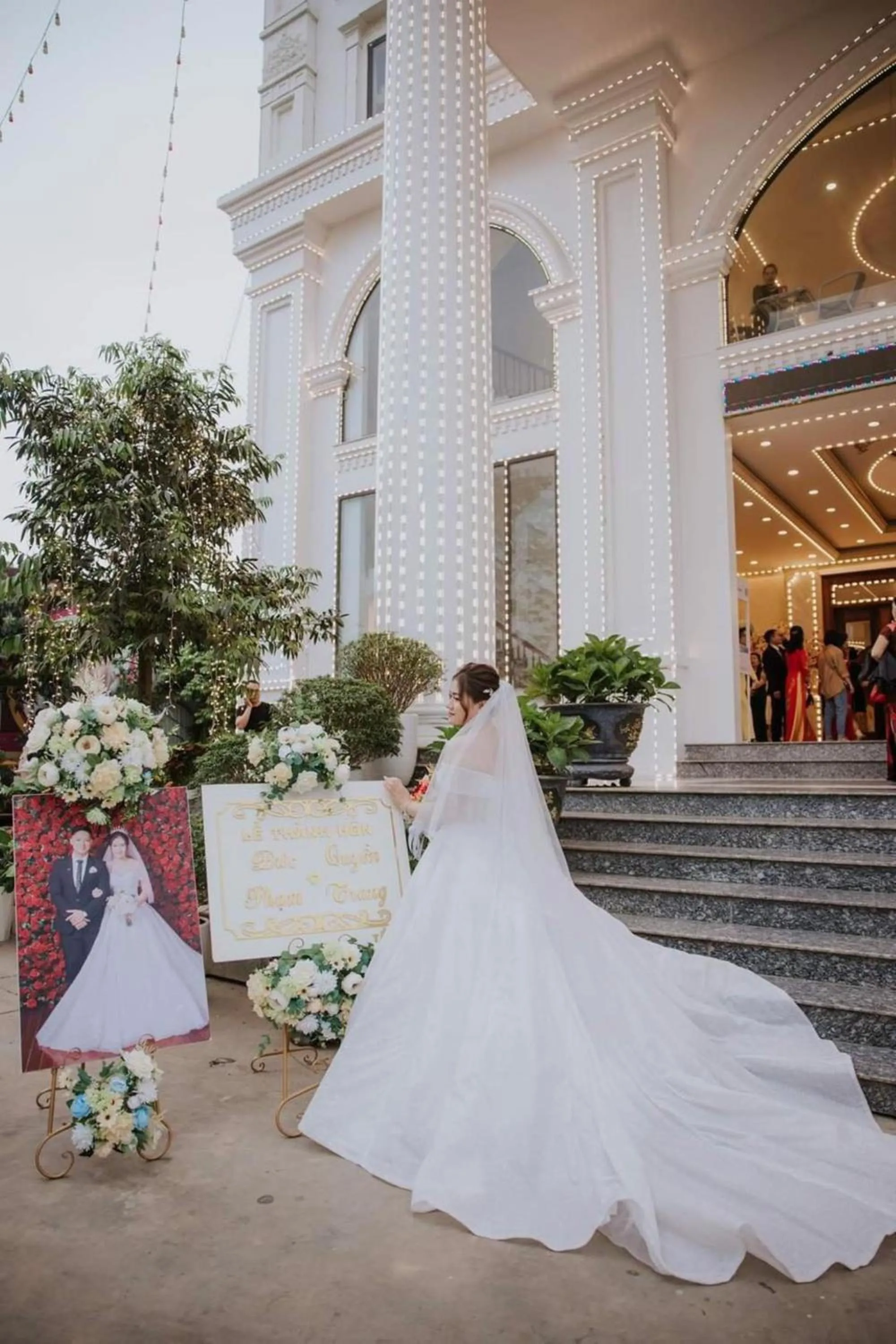 wedding in Tan An Palace