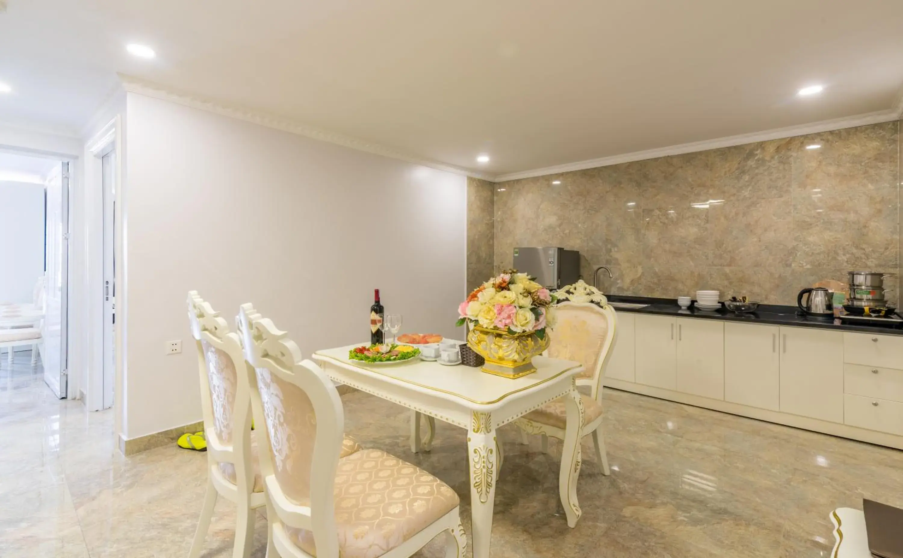 Family Room in Tan An Palace Family Room in Tan An Palace