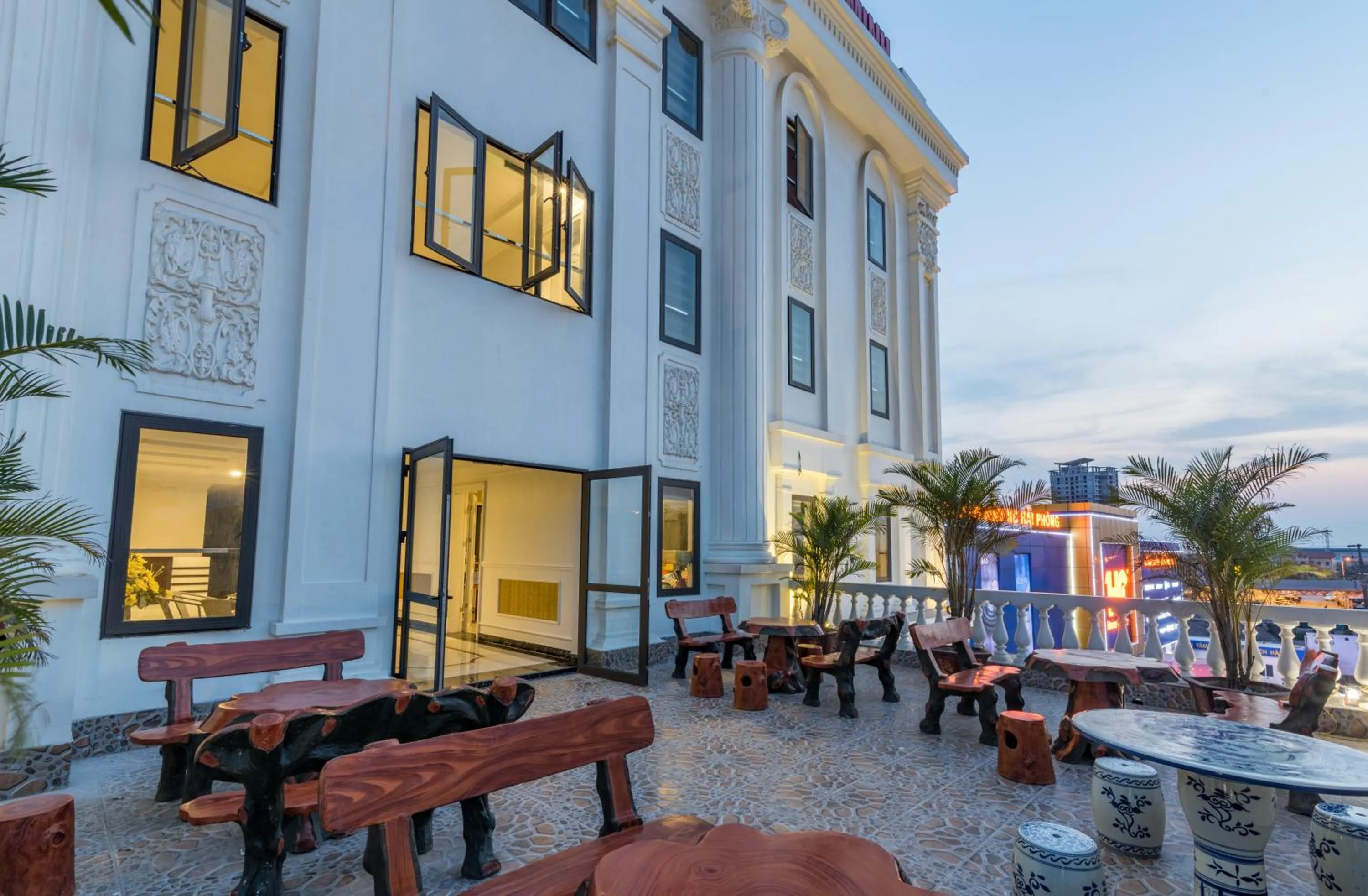 Balcony/Terrace in Tan An Palace