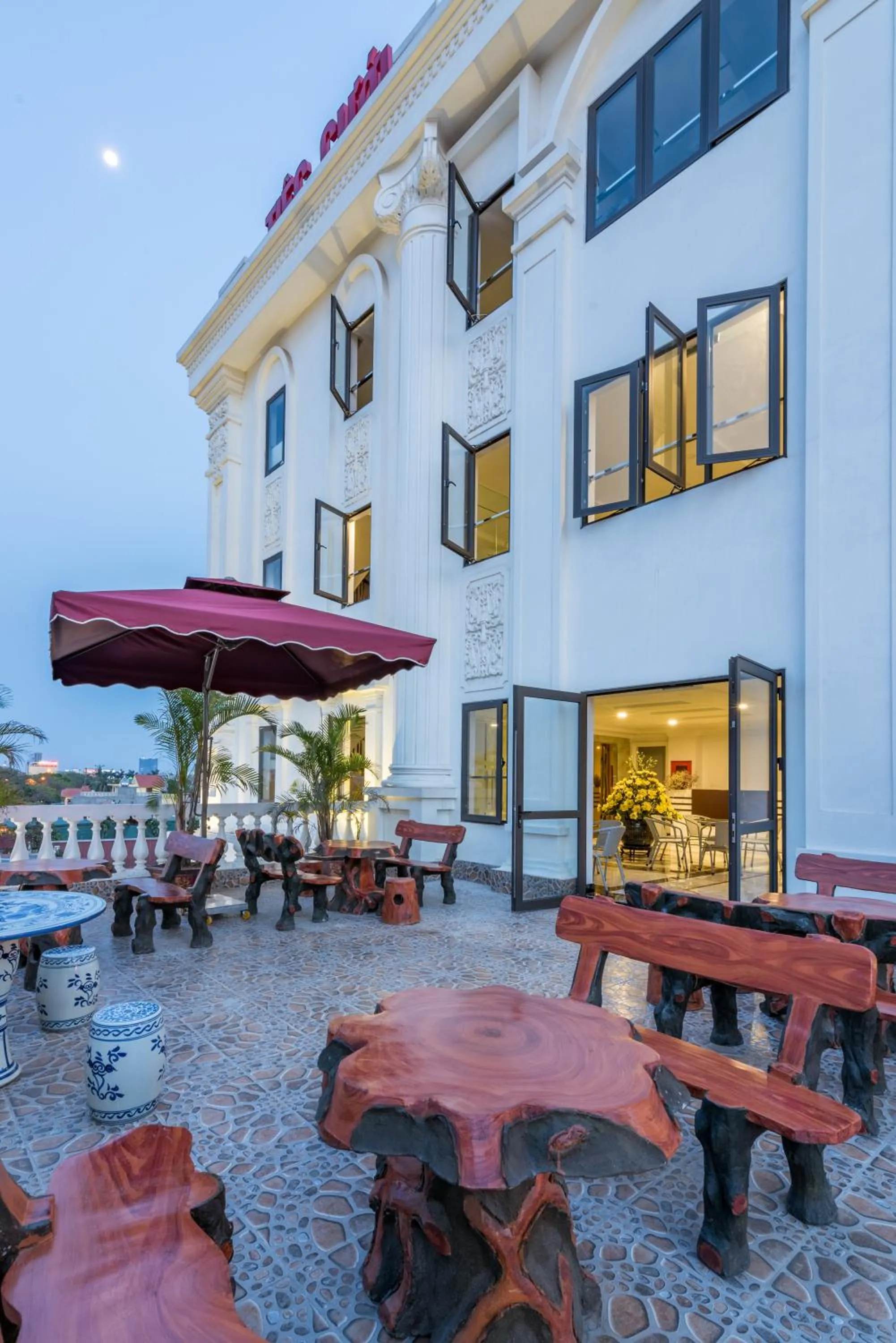 Balcony/Terrace in Tan An Palace