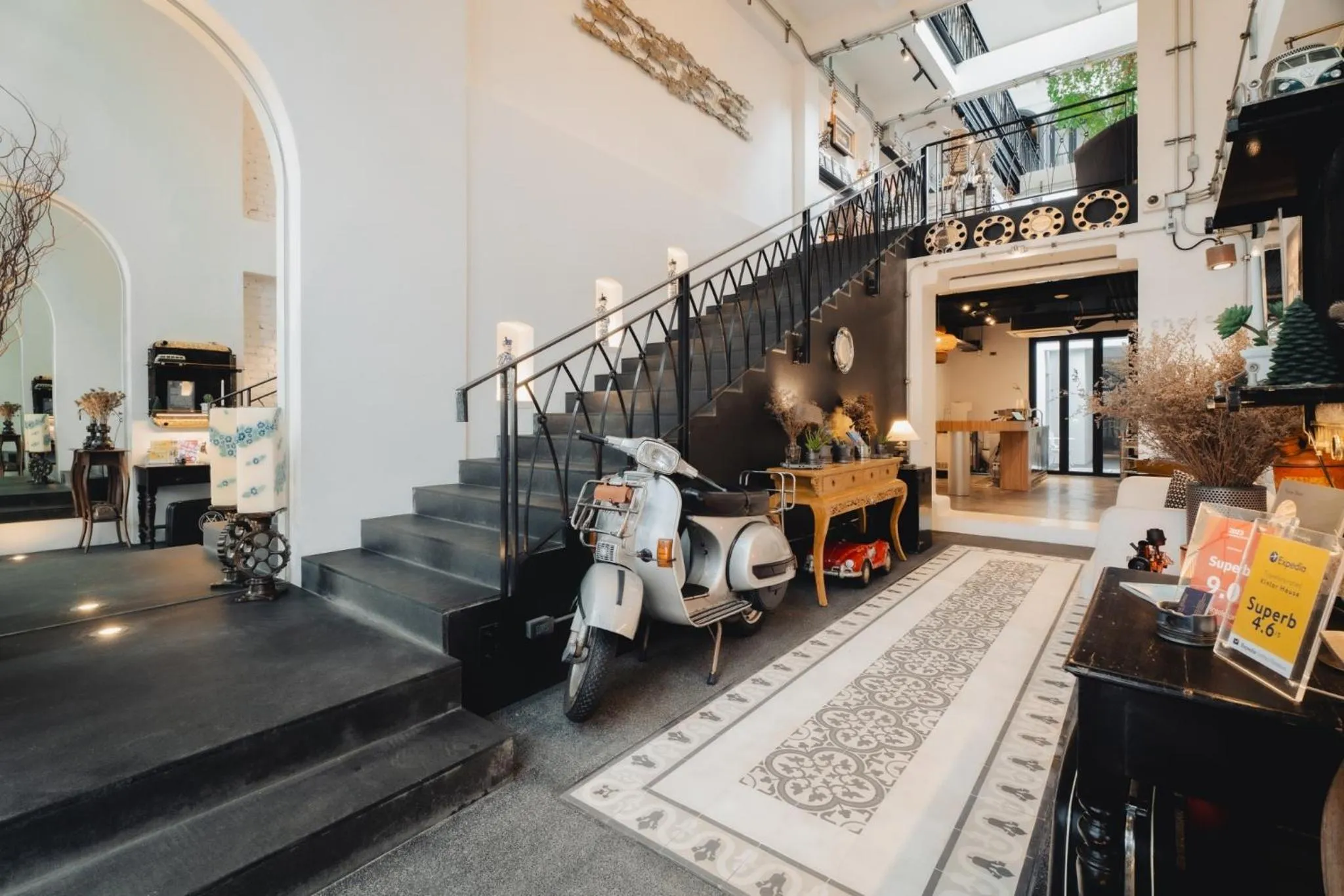 Lobby or reception in Xinlor House - Phuket Old Town