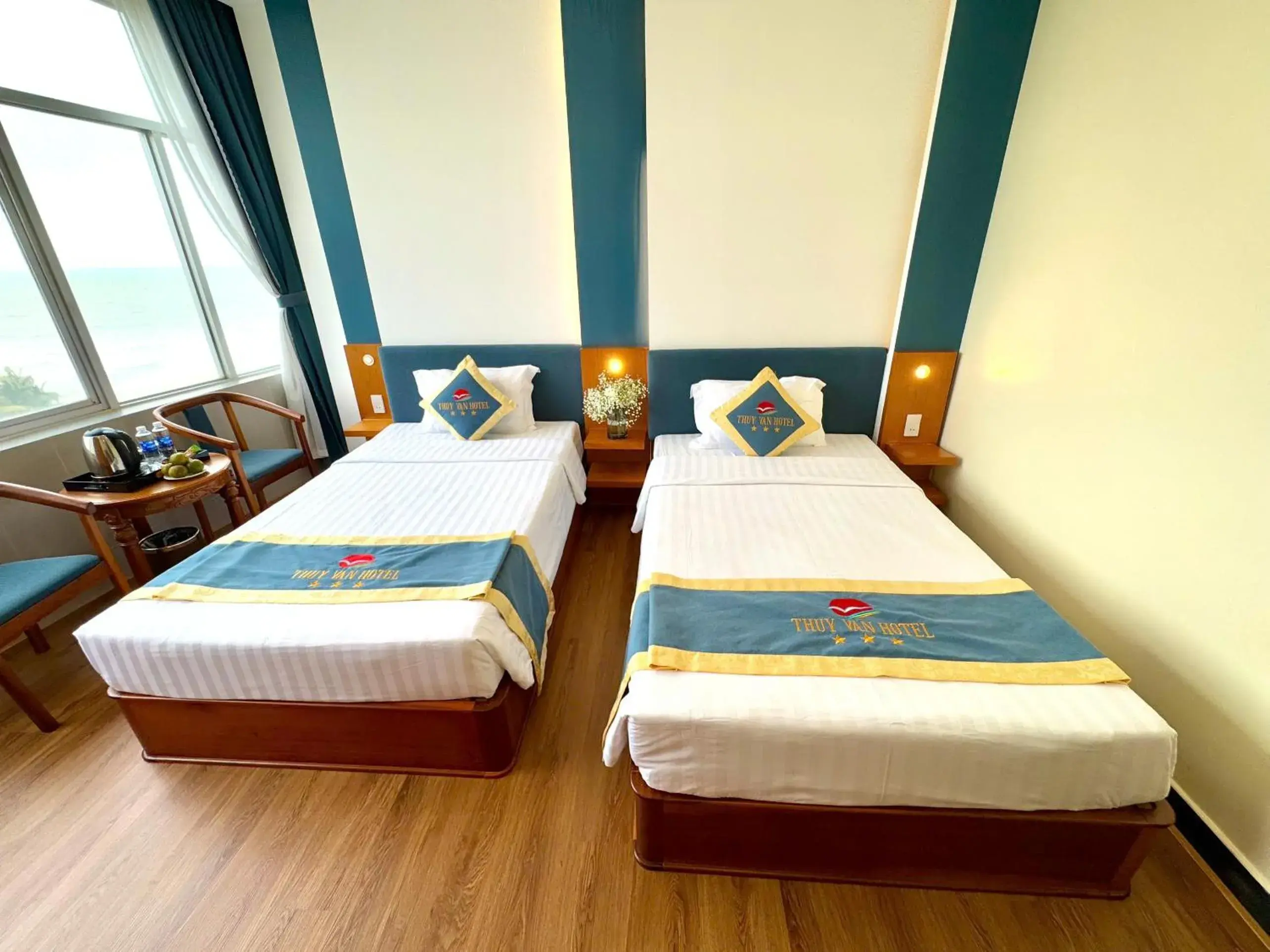 Standard Twin Room in Thuy Van Hotel Standard Twin Room in Thuy Van Hotel