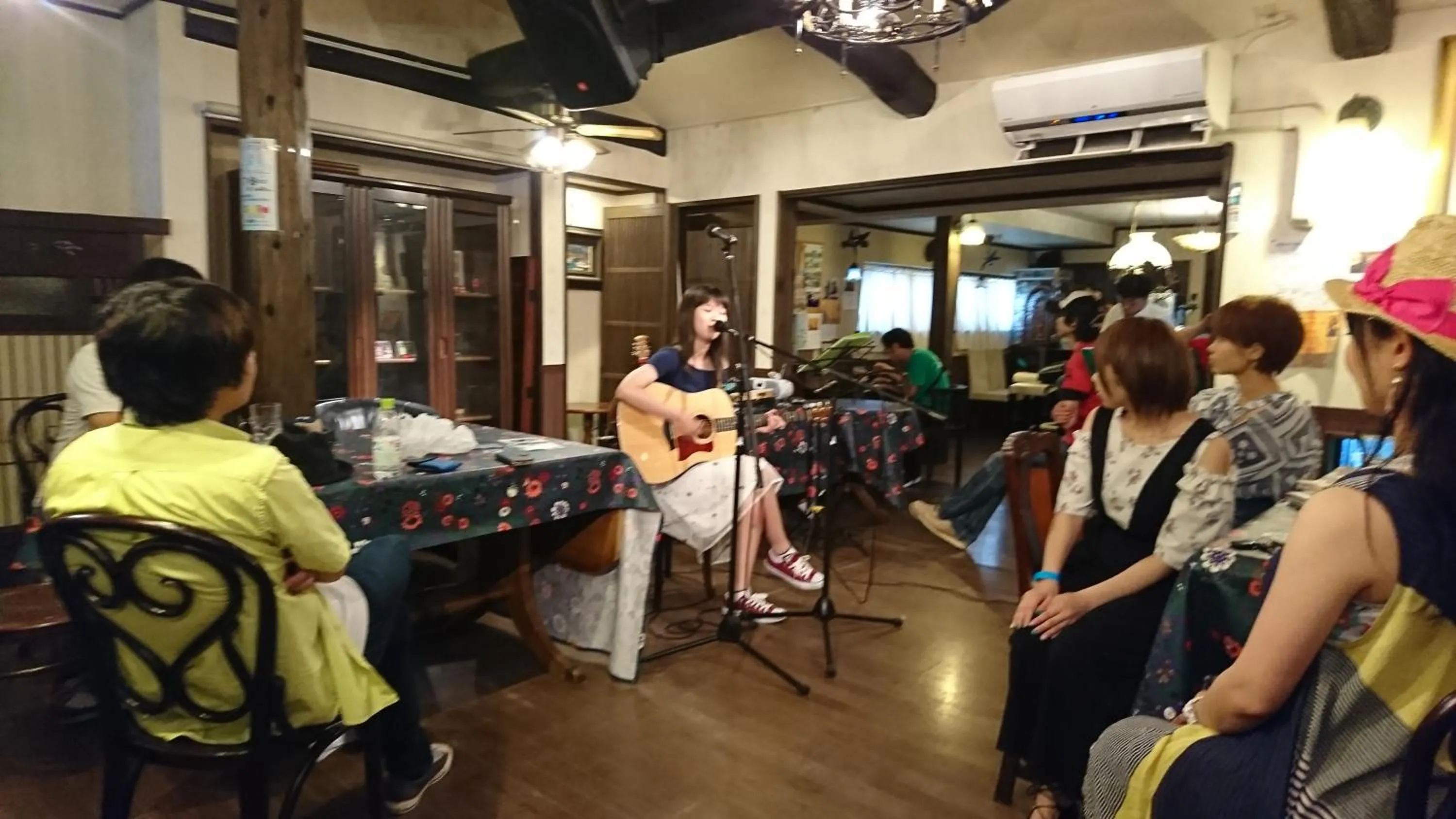 Live Cafe Hisui no Umi