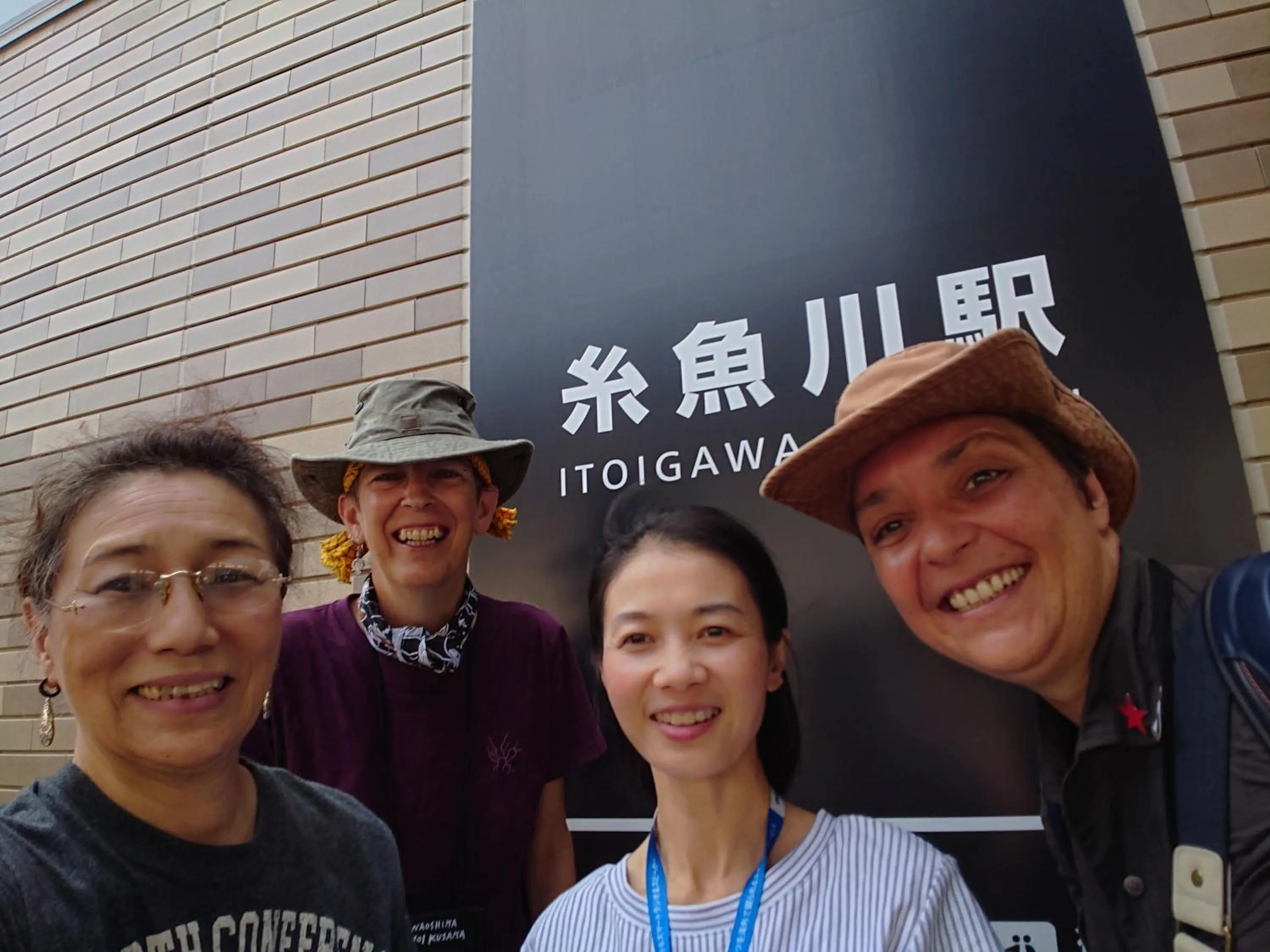 People in Live Cafe Hisui no Umi