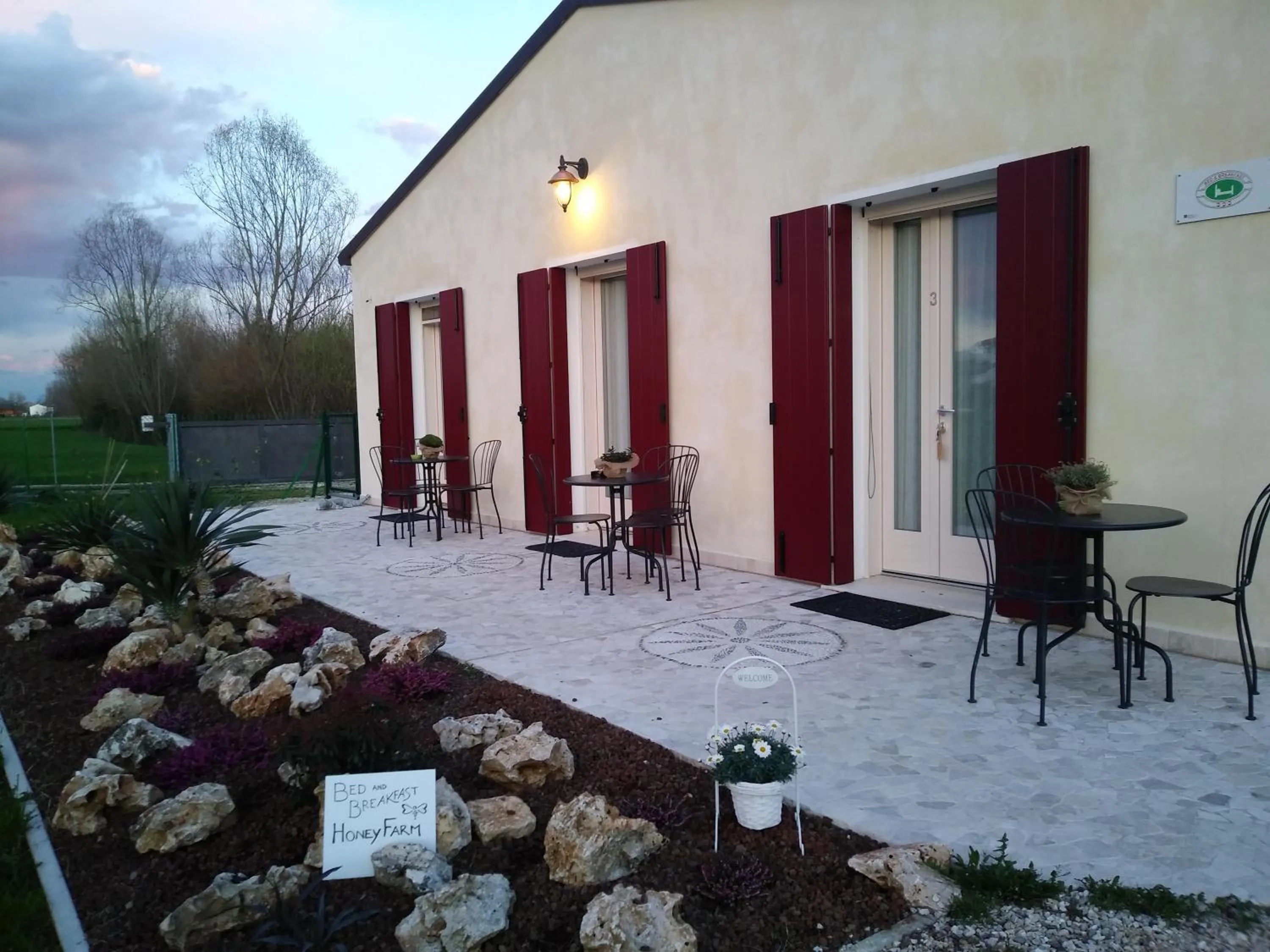 Balcony/Terrace in Agriturismo Honey Farm