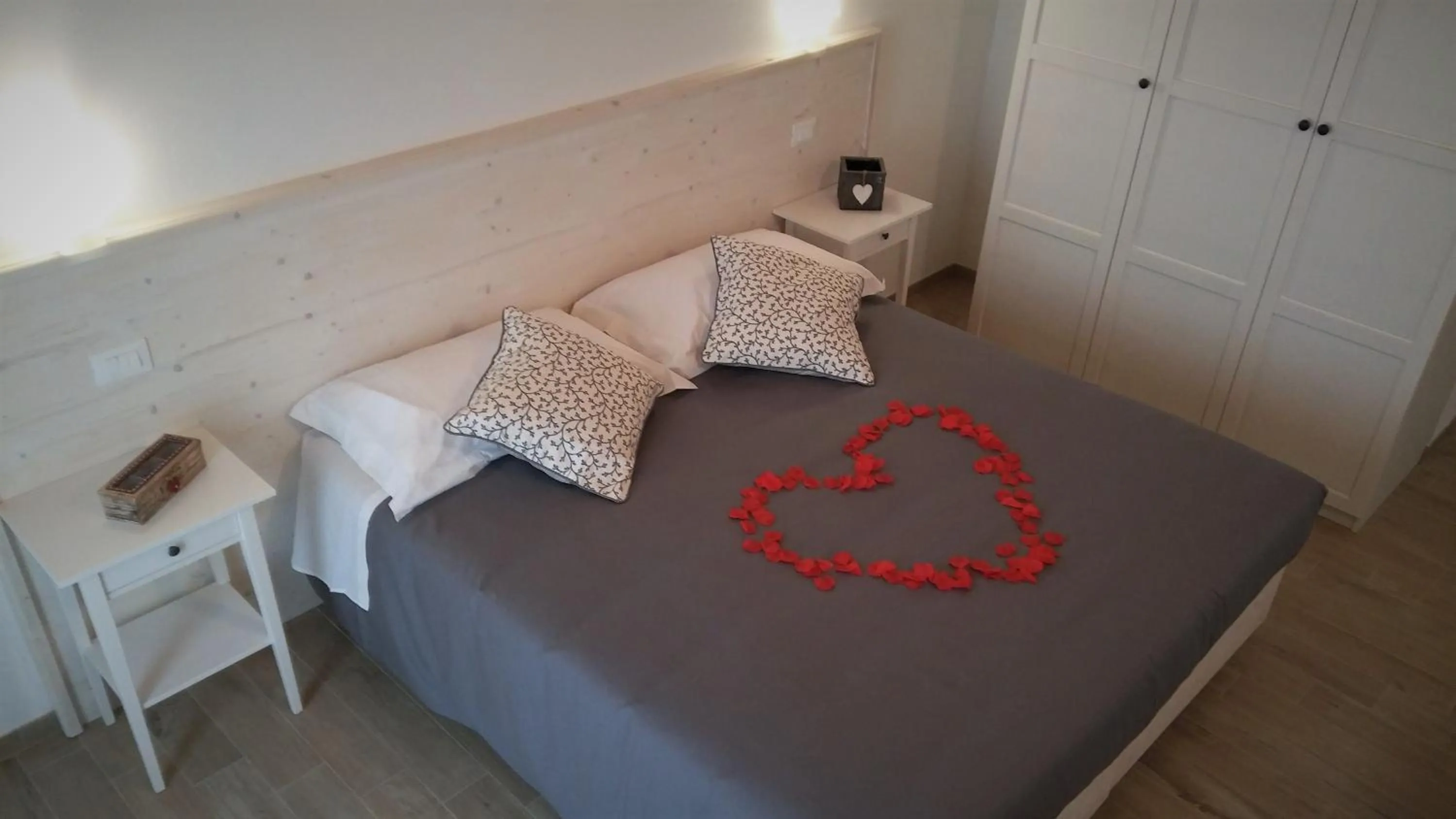 Photo of the whole room, Bed in Agriturismo Honey Farm