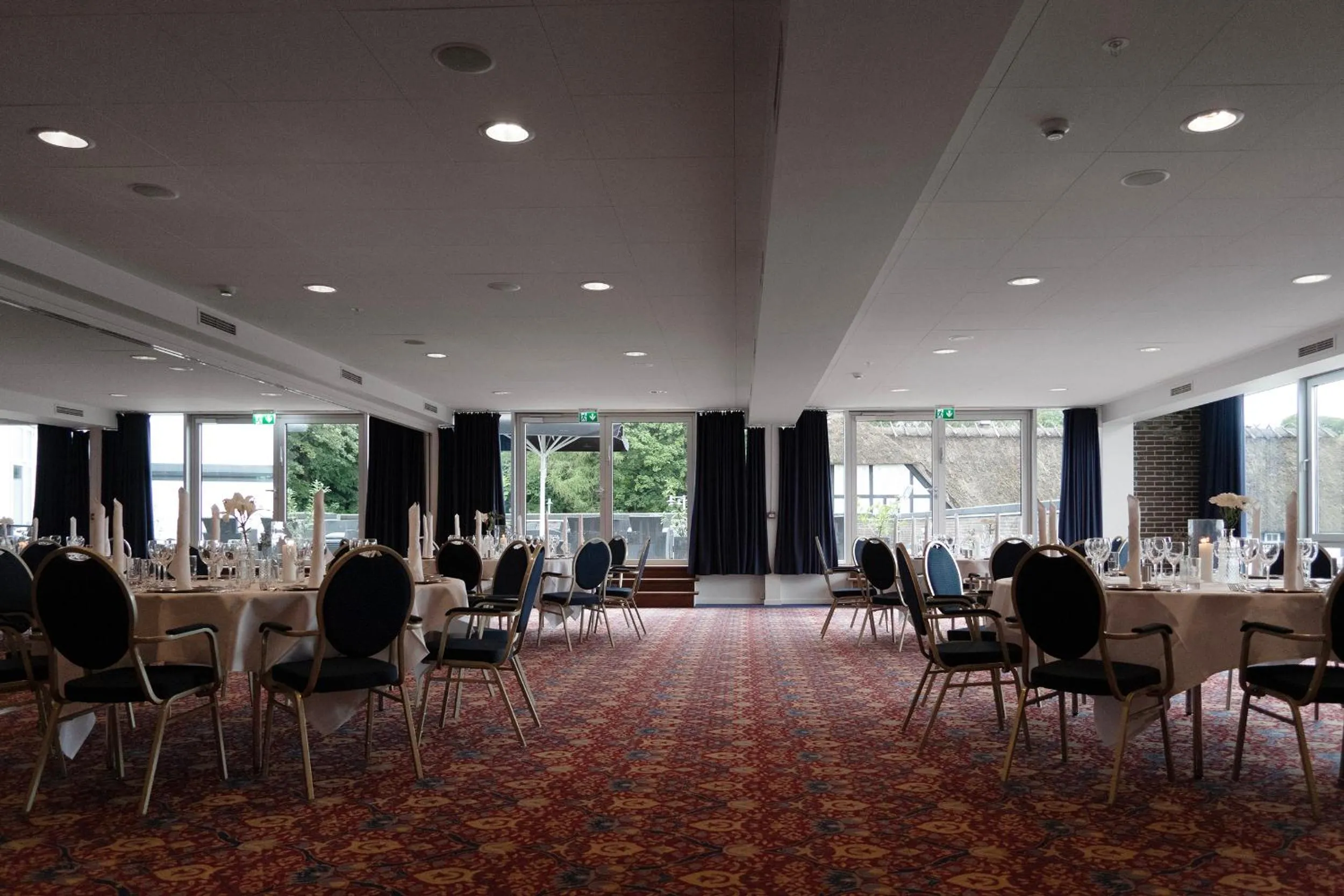 wedding in Helnan Marselis Hotel