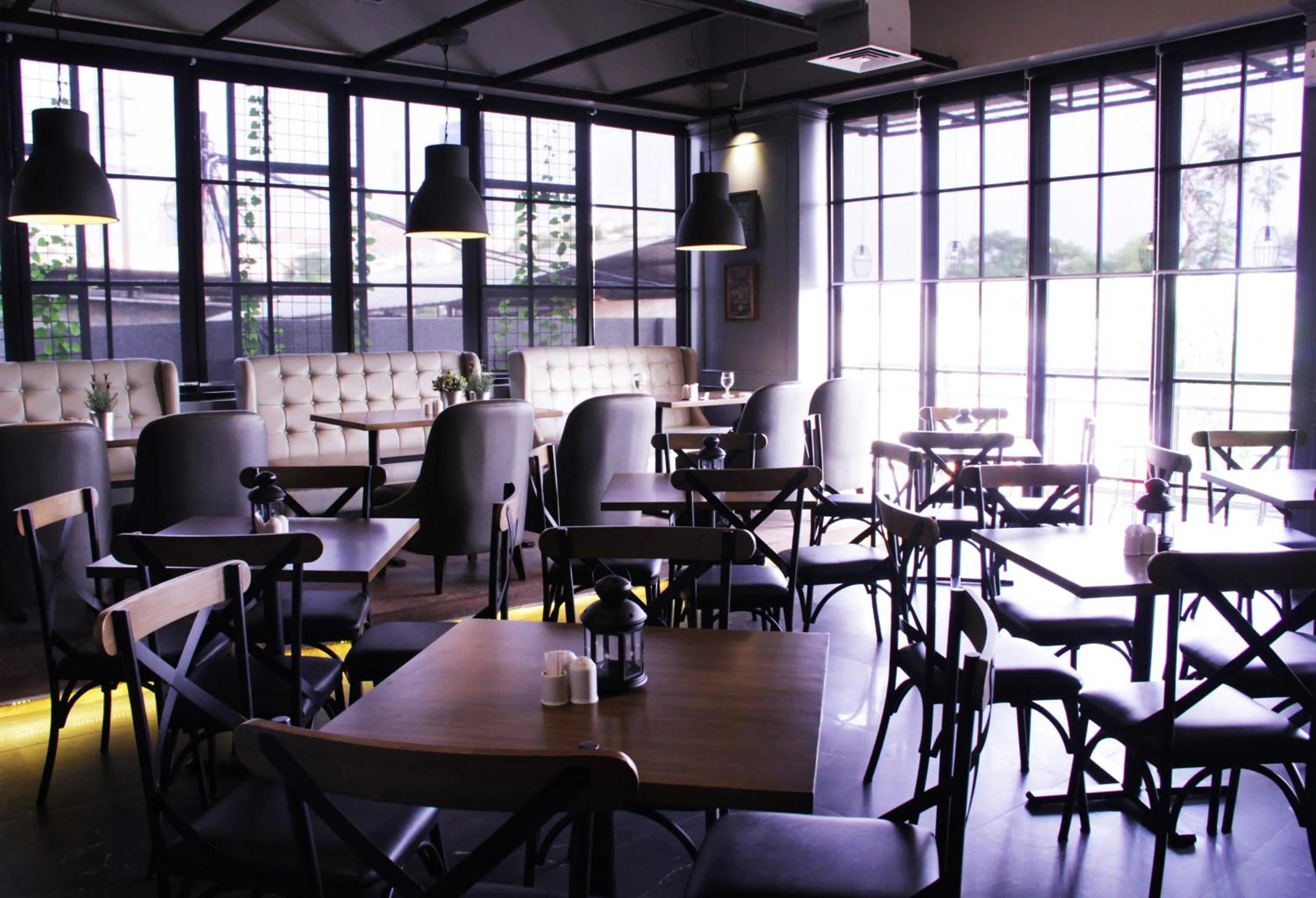 Breakfast in Maple Hotel Grogol