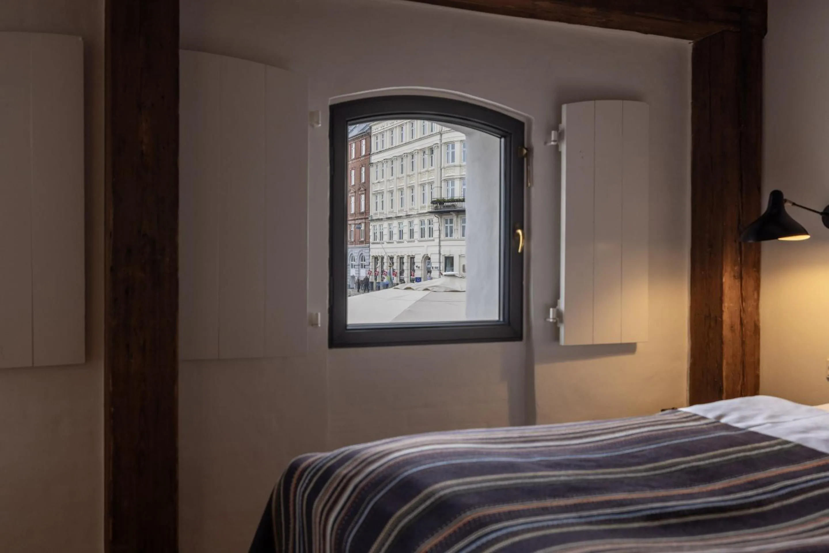 City view, Bed in 71 Nyhavn Hotel