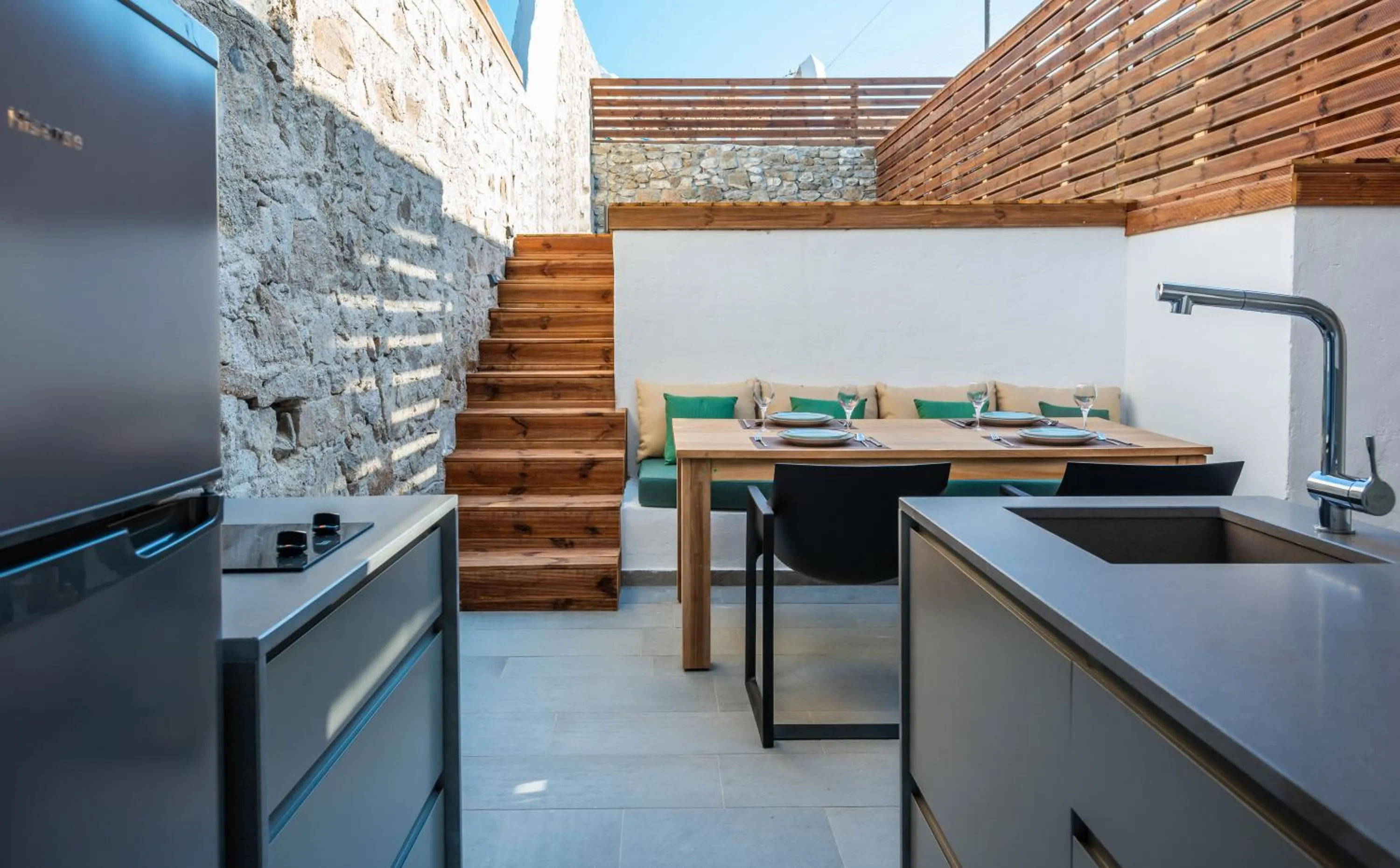 Kitchen or kitchenette in Dreambox Mykonos Suites and Mini Villas