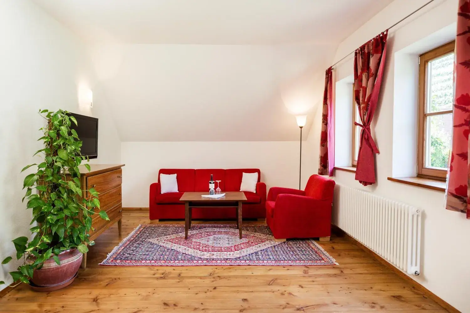 Suite - single occupancy in Weinhaus Nigl - Hotel, Restaurant und Spa Suite - single occupancy in Weinhaus Nigl - Hotel, Restaurant und Spa